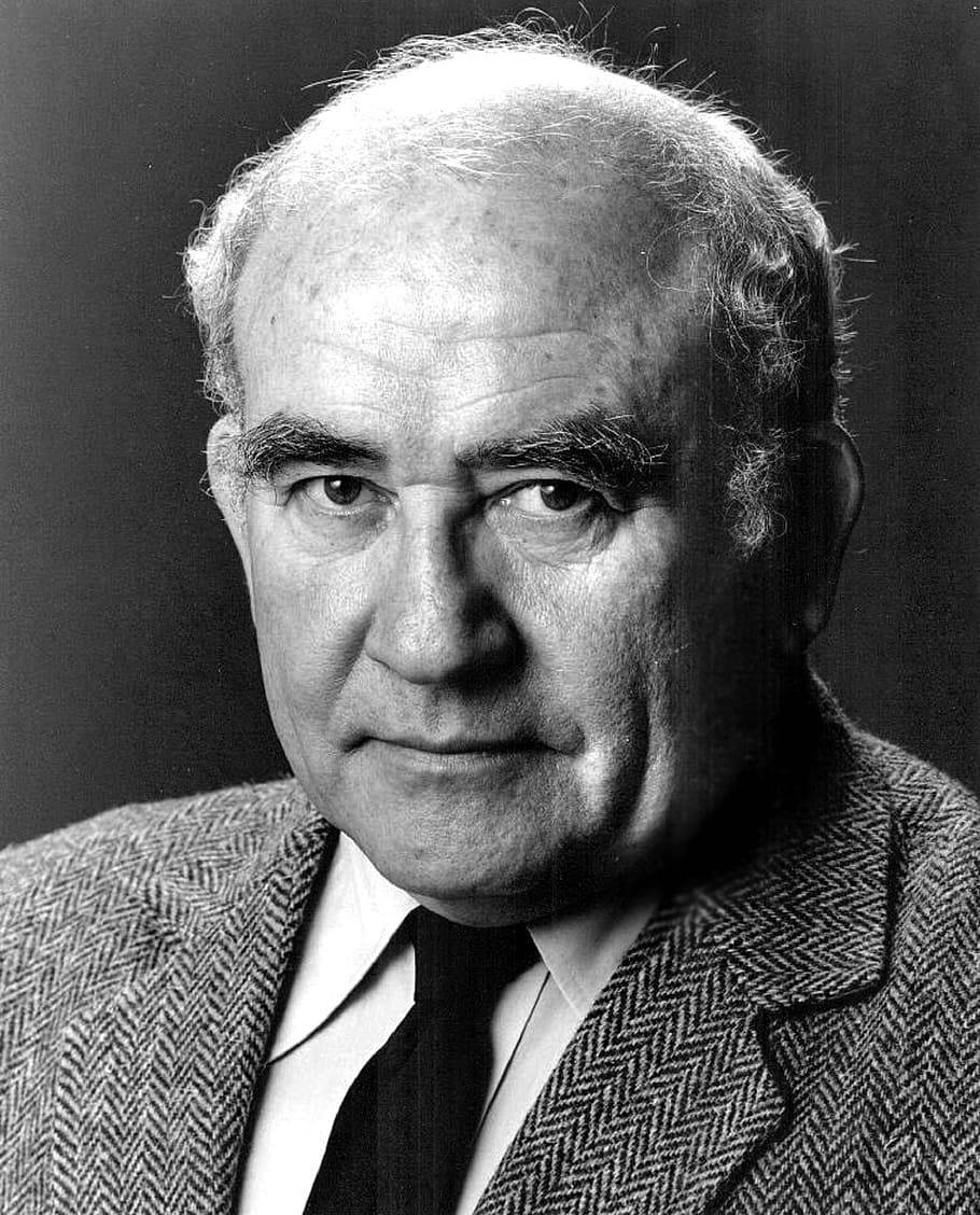 Edward Asner, black and white, head shot, SD Phone Wallpaper