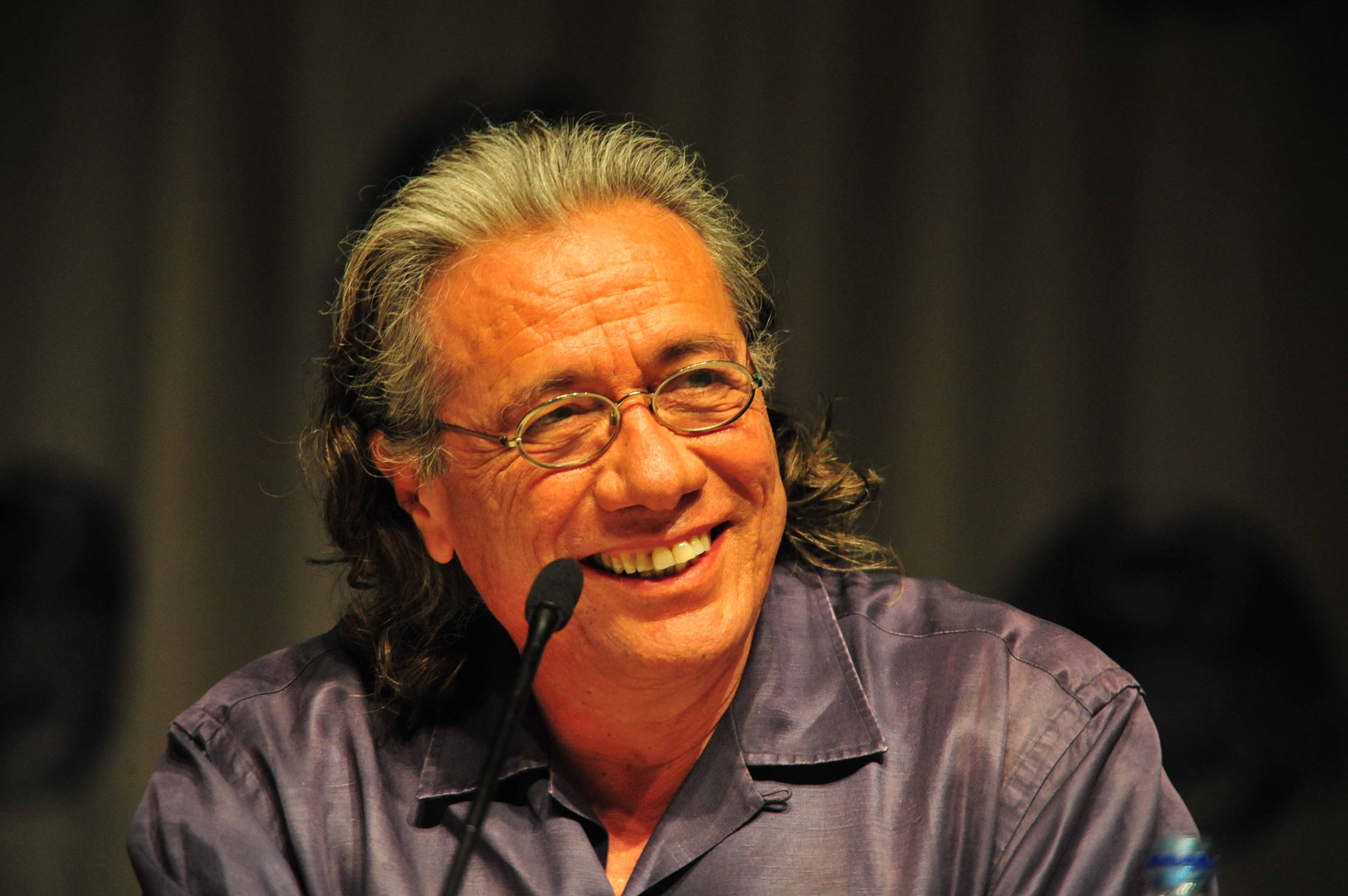 Edward James Olmos, microphone, glasses, Full HD Desktop Wallpaper