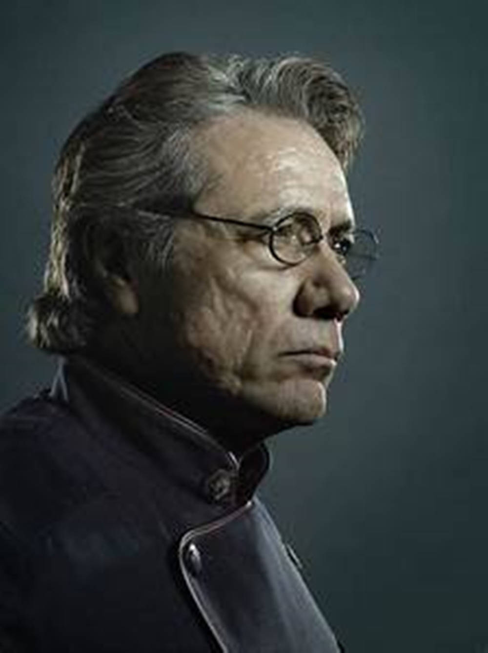 Edward James Olmos, middle-aged man, glasses, HD Phone Wallpaper