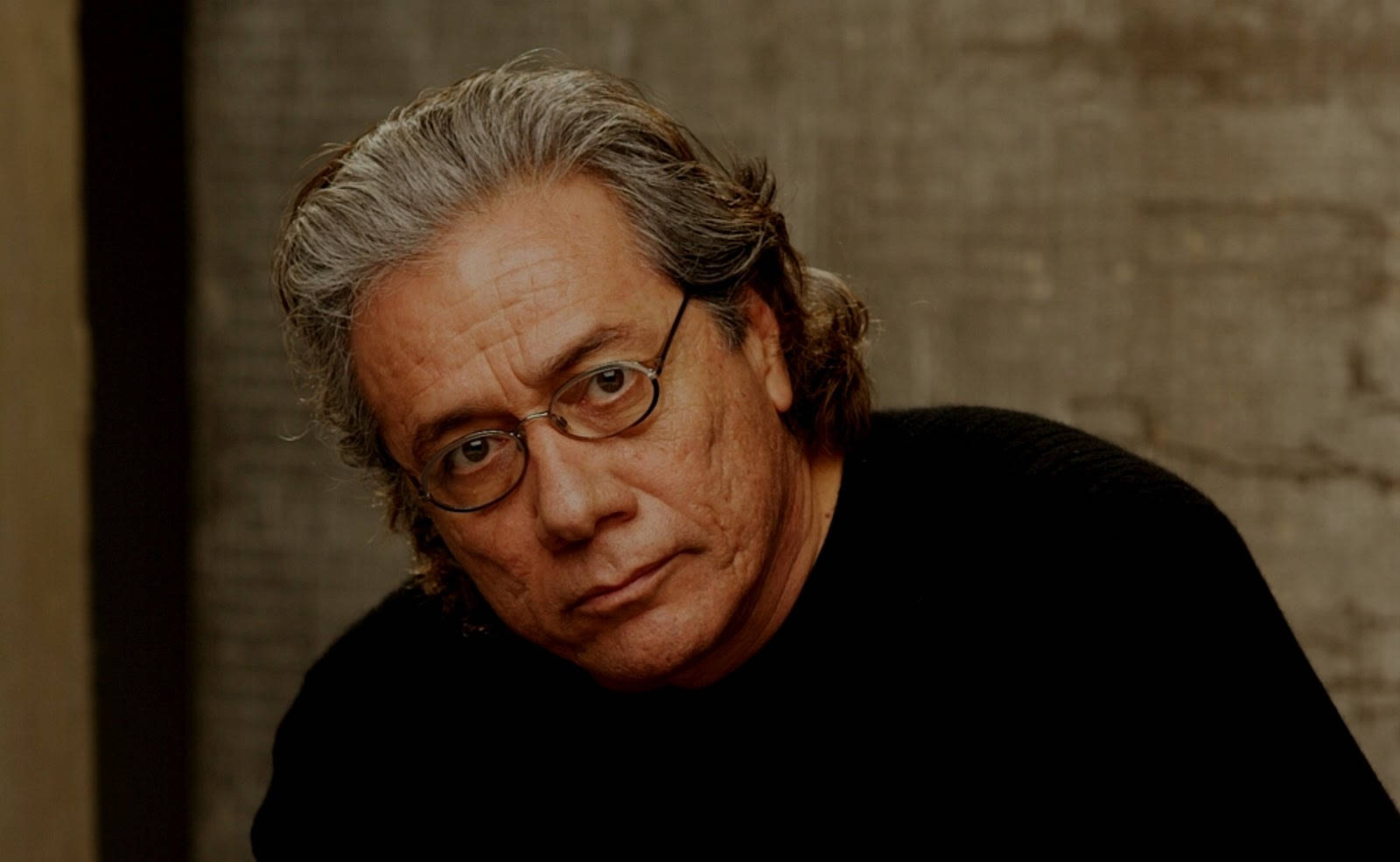 Edward James Olmos, gray hair, glasses, HD Desktop Wallpaper