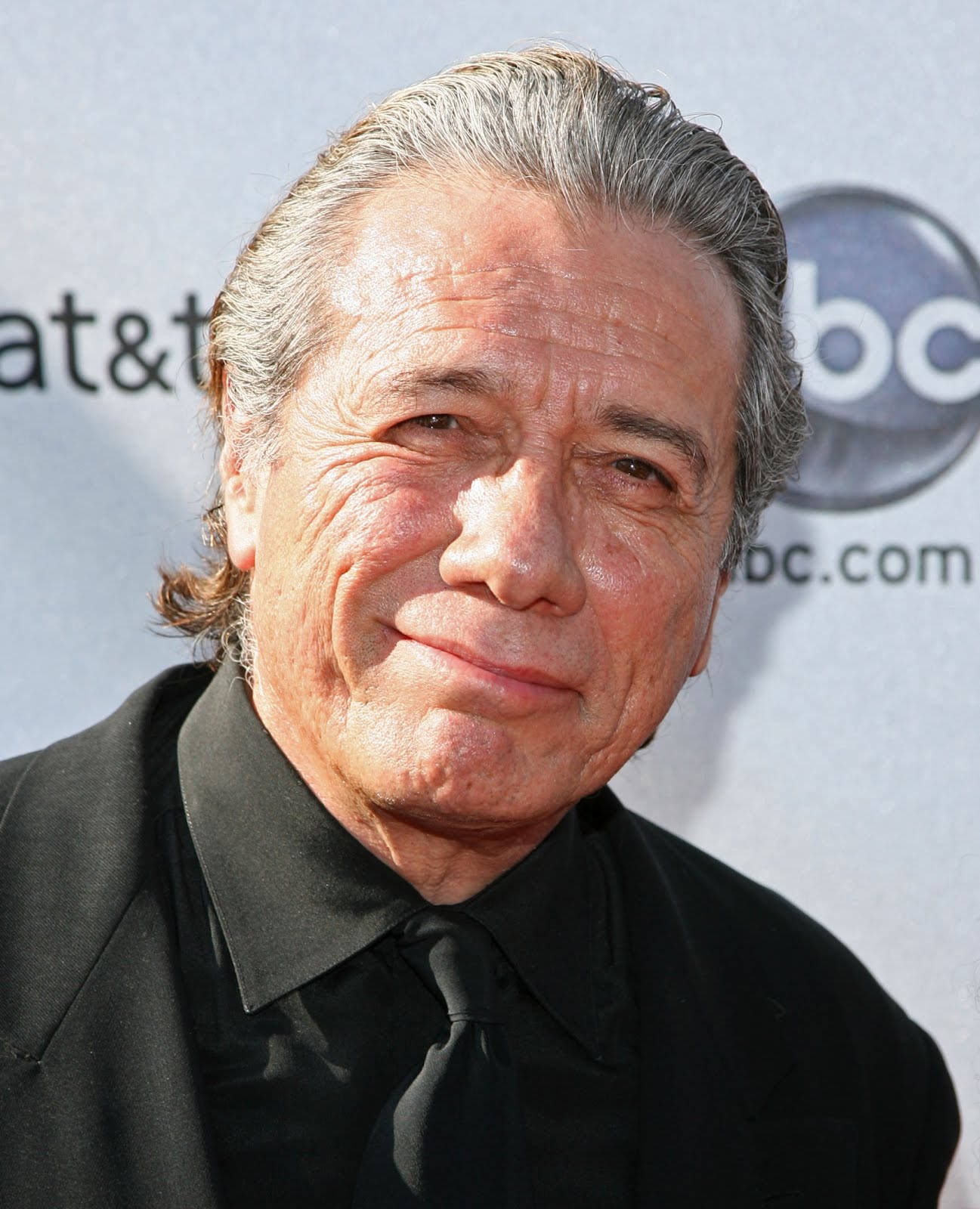 Edward James Olmos, gray hair, black suit, HD Phone Wallpaper