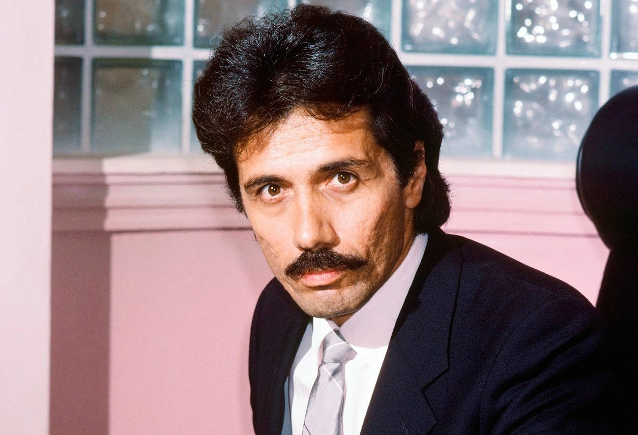 Edward James Olmos, white tie, dark suit, SD Desktop Wallpaper