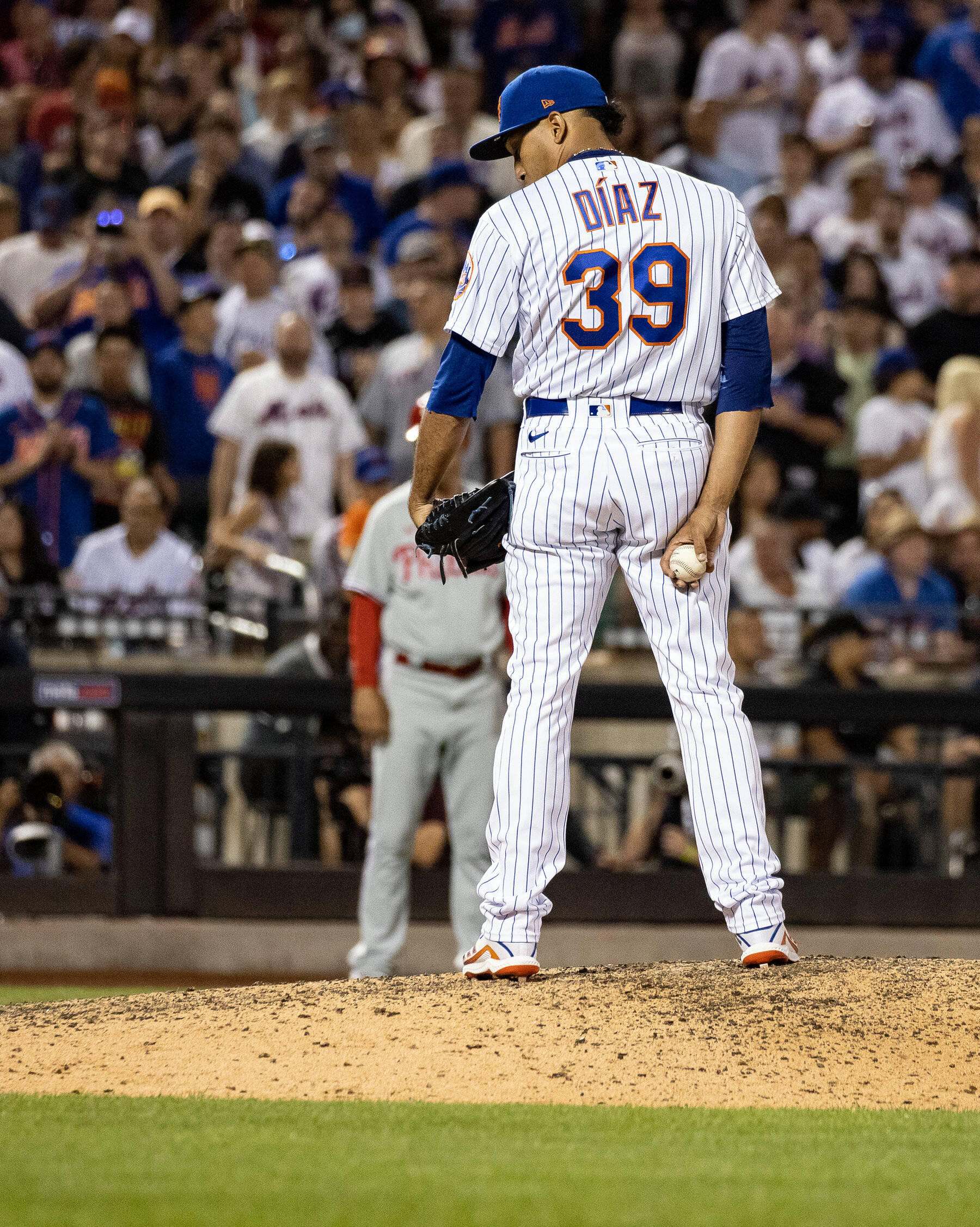 Edwin Diaz, pinstripe uniform, mound, Full HD Phone Wallpaper