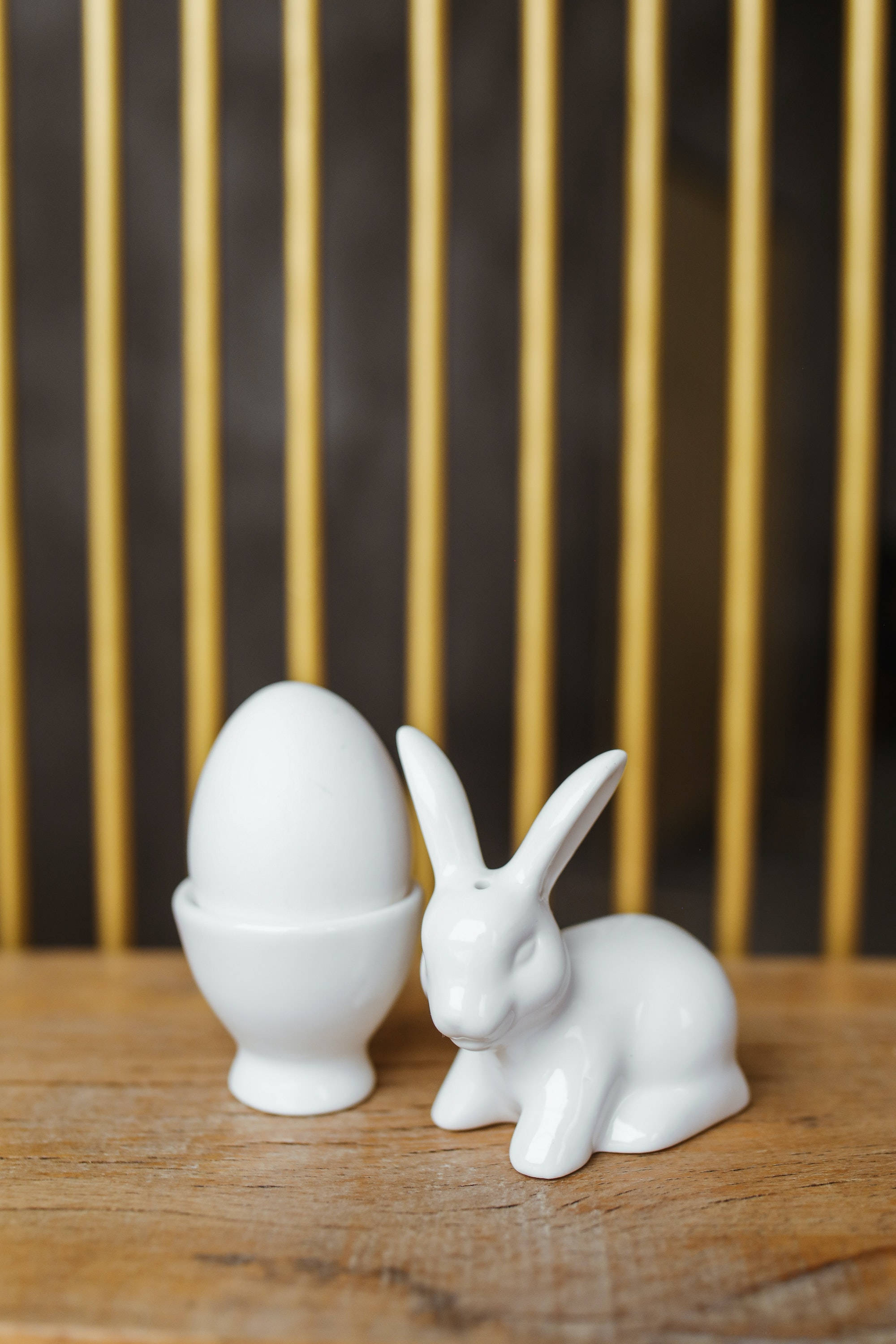 ceramic rabbit, white ceramic bunny figurine, egg cup, 2K Phone Wallpaper