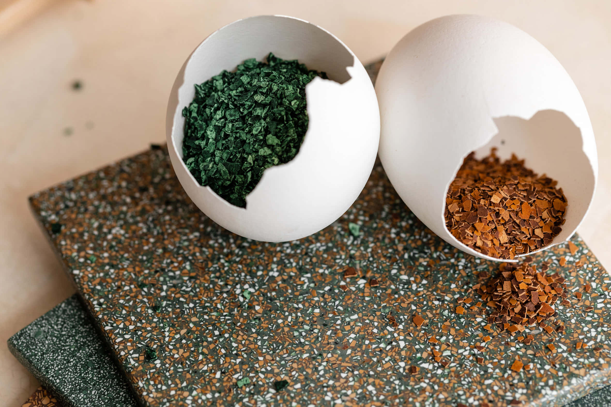 Eggshell, cracked eggshells, vibrant green, Full HD Desktop Wallpaper