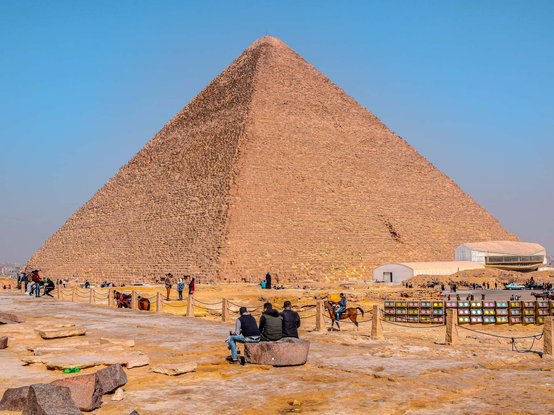 the pyramids of giza necropolis, sunlit desert landscape, tourists, HD Desktop Wallpaper