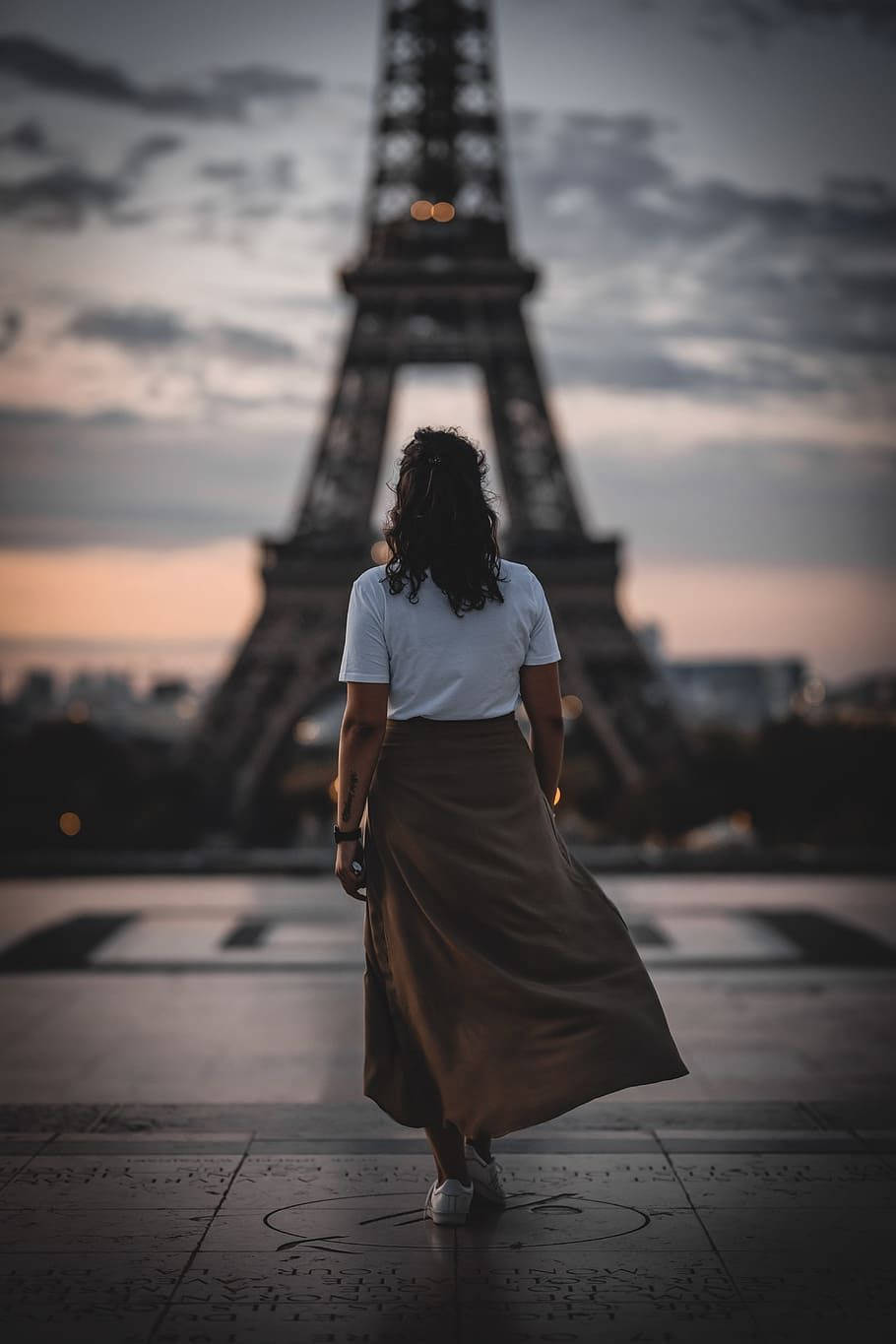 Eiffel Tower, dusk, soft golden light, HD Phone Wallpaper