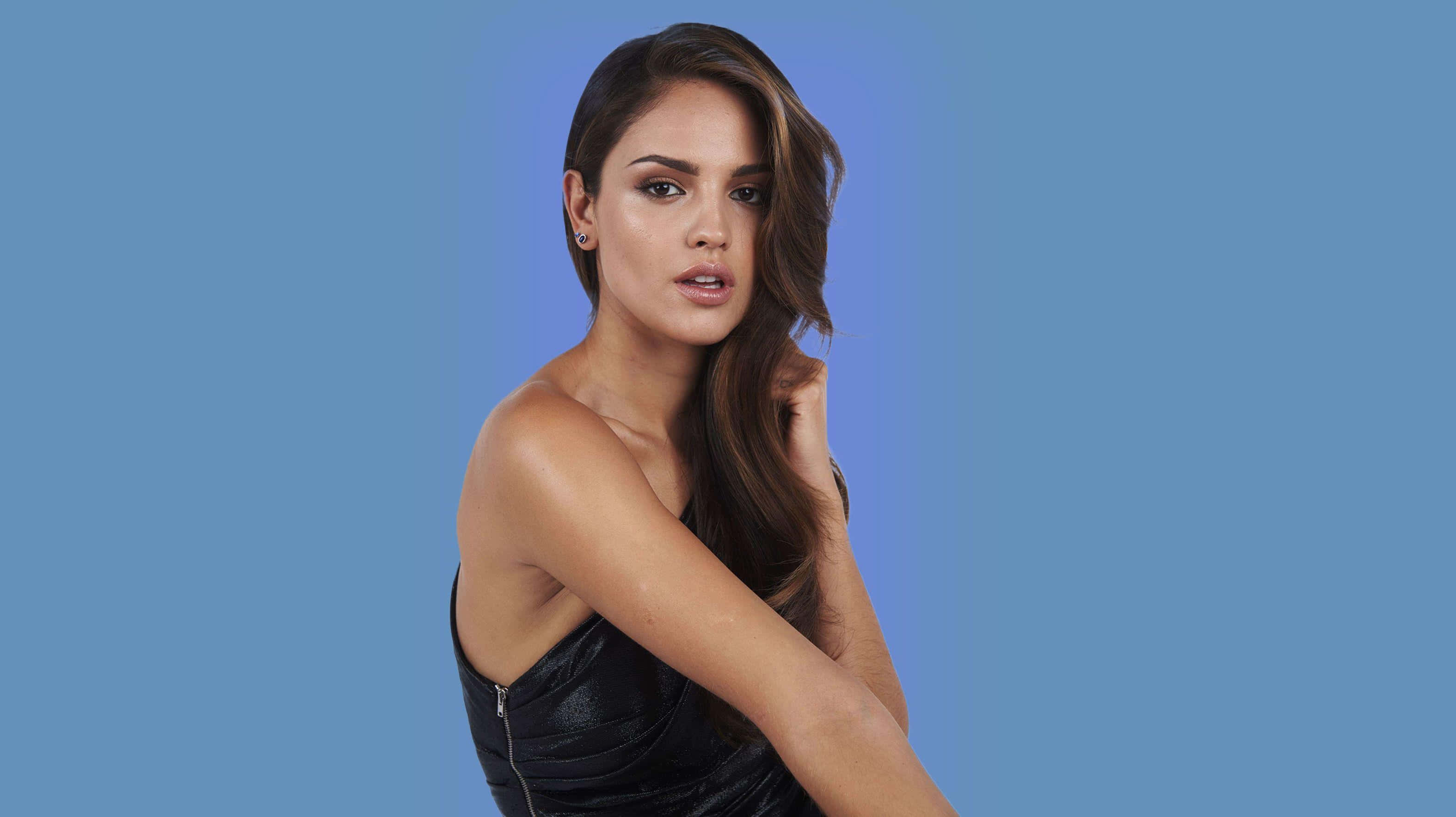 Eiza Gonzalez, black strapless dress, long brown hair, 2K Desktop Wallpaper