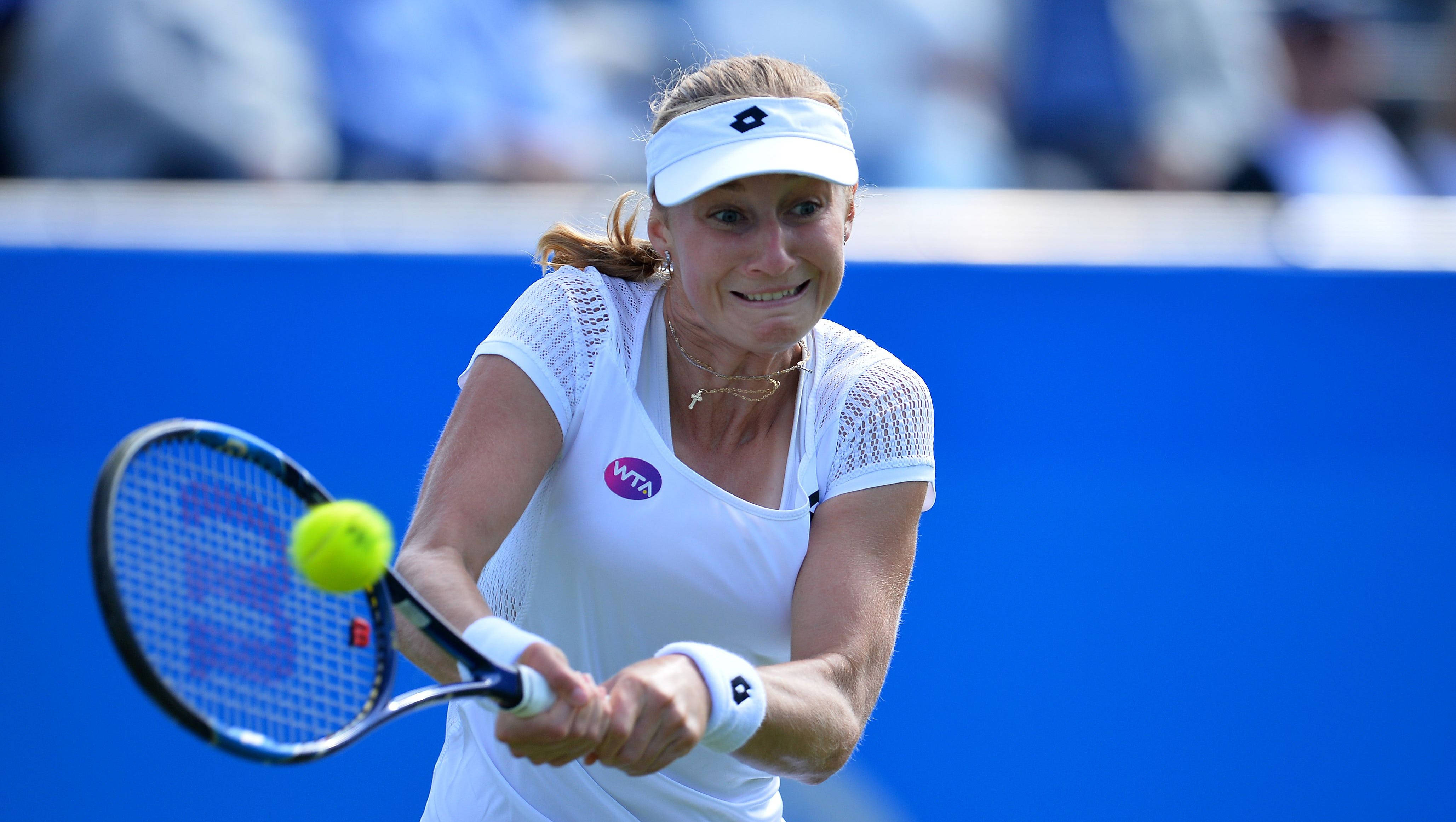 Ekaterina Makarova, white gear, yellow ball, 4K Desktop Wallpaper