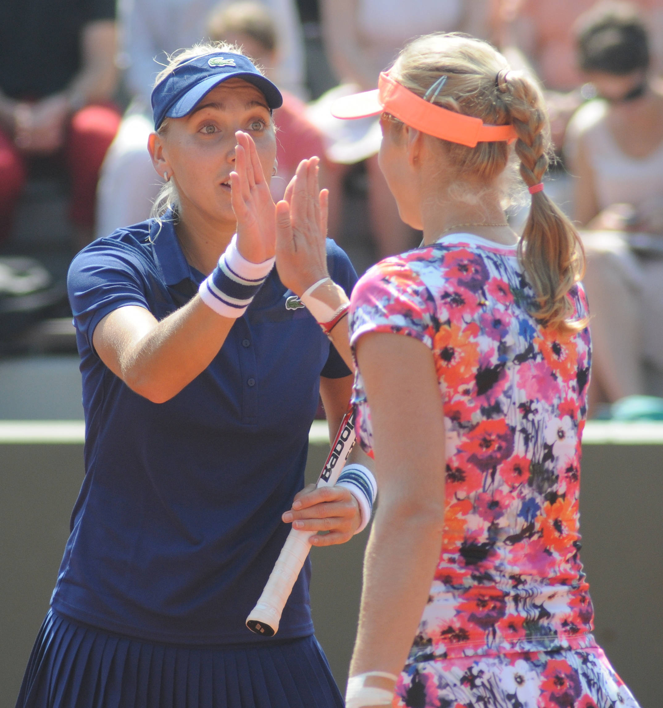 Ekaterina Makarova, high five, clay court, Full HD Phone Wallpaper
