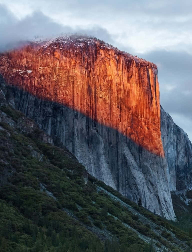 El Capitan, granite cliff, golden sunset light, SD Phone Wallpaper