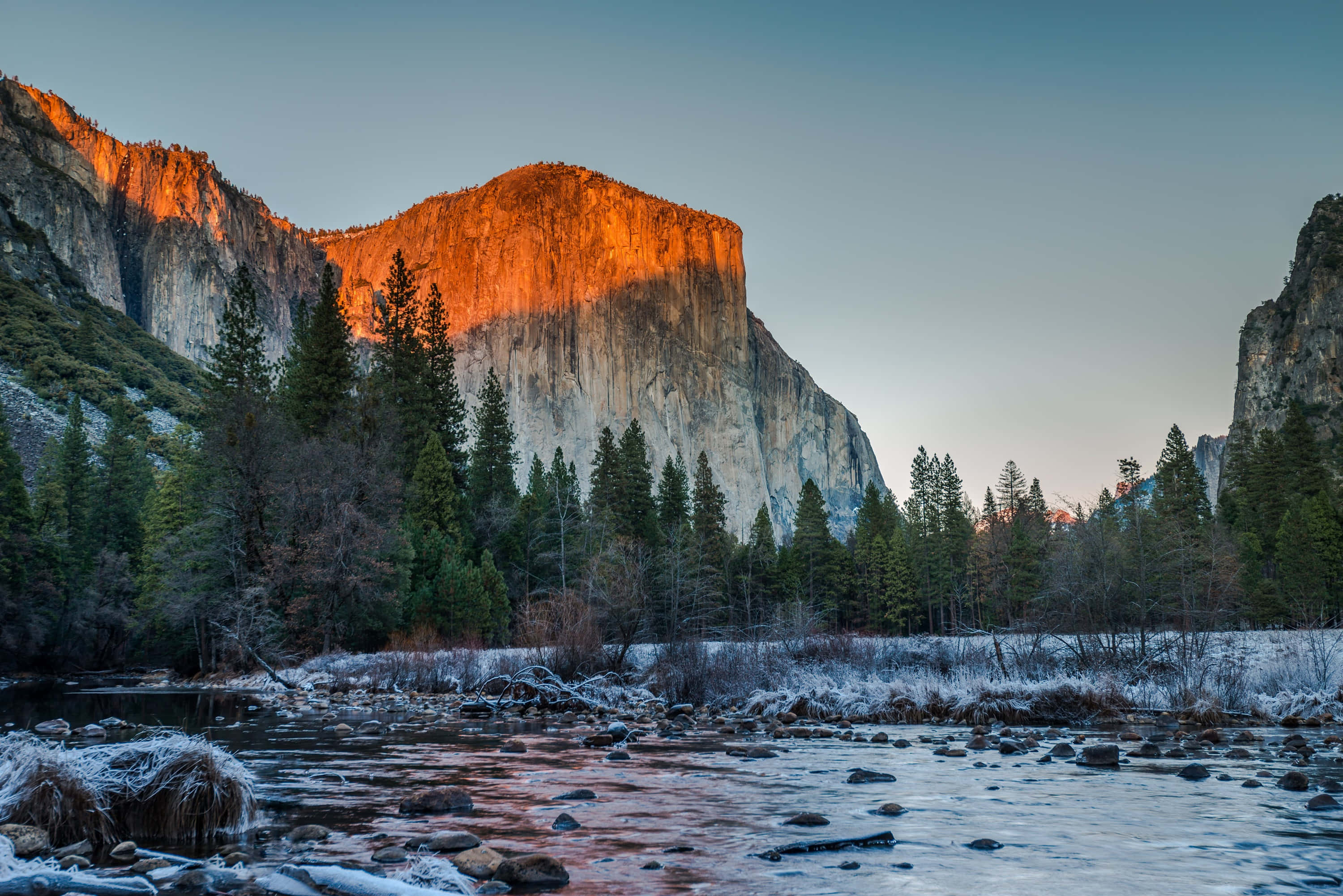 El Capitan, granite cliff, frosty river, 2K Desktop Wallpaper