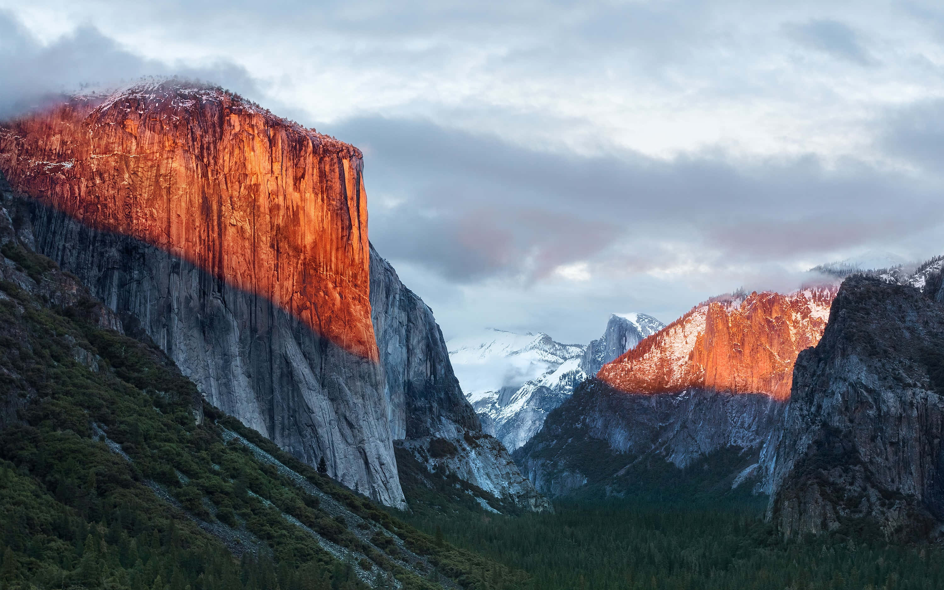El Capitan, golden sunset light, granite cliff, 2K Desktop Wallpaper