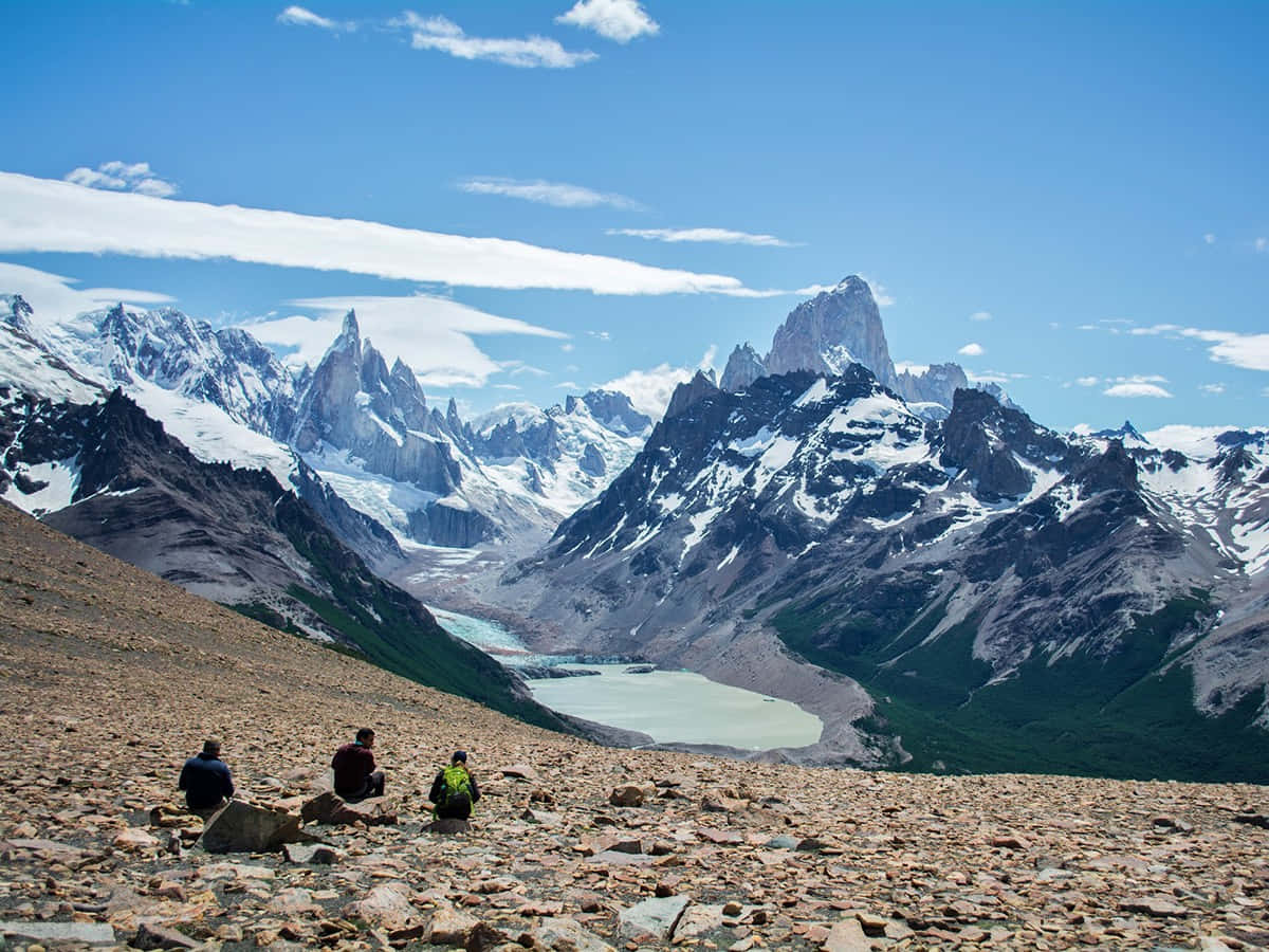 El Chalten, glacier-fed lake, jagged snow-capped peaks, SD Desktop Wallpaper