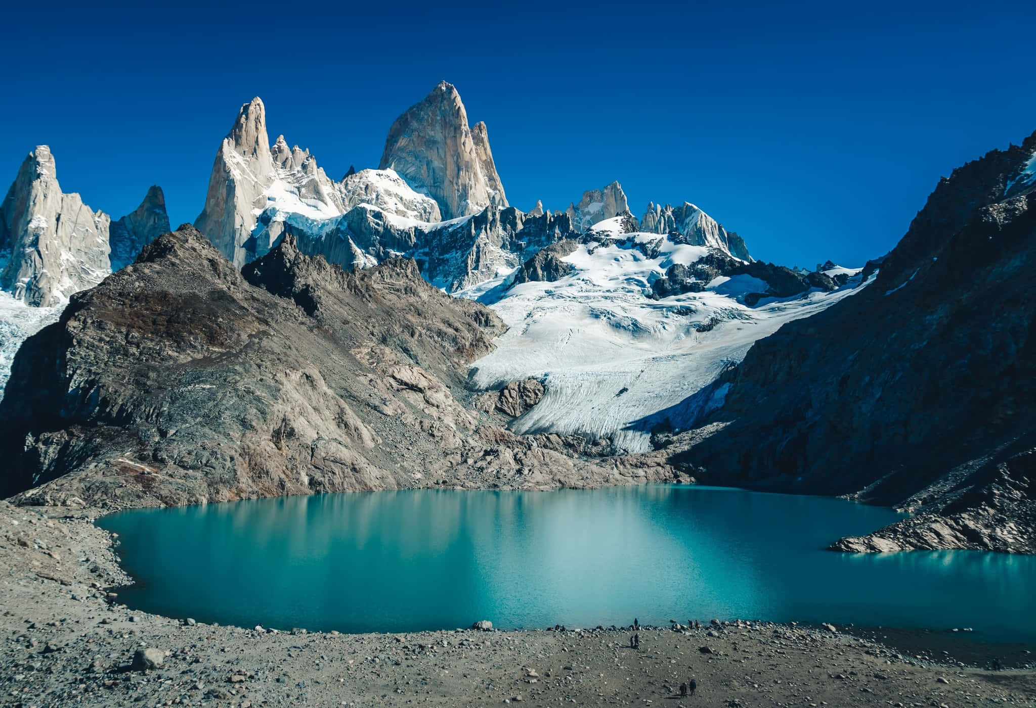 El Chalten, turquoise lake, snow-capped peaks, Full HD Desktop Wallpaper