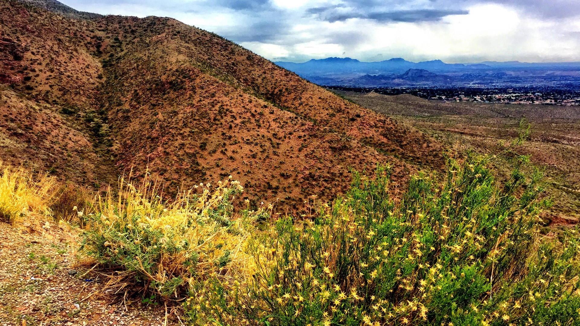 El Paso, mountains, green grass, Full HD Desktop Wallpaper