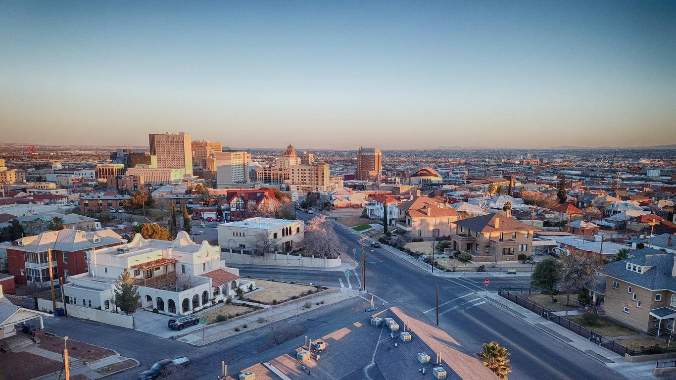 El Paso, golden hour, sunlit cityscape, HD Desktop Wallpaper