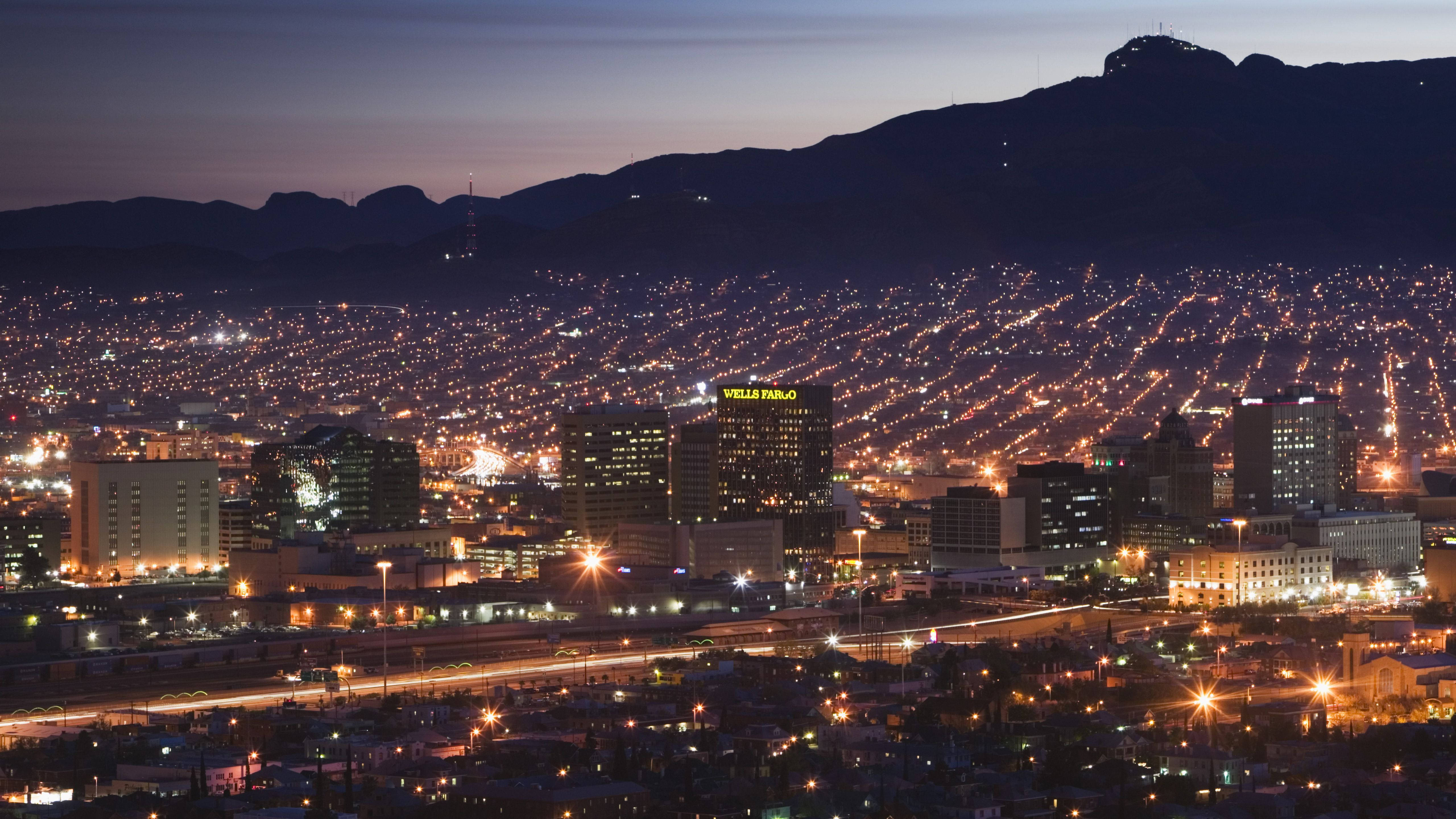 El Paso, twilight, glowing streets, 5K Desktop Wallpaper