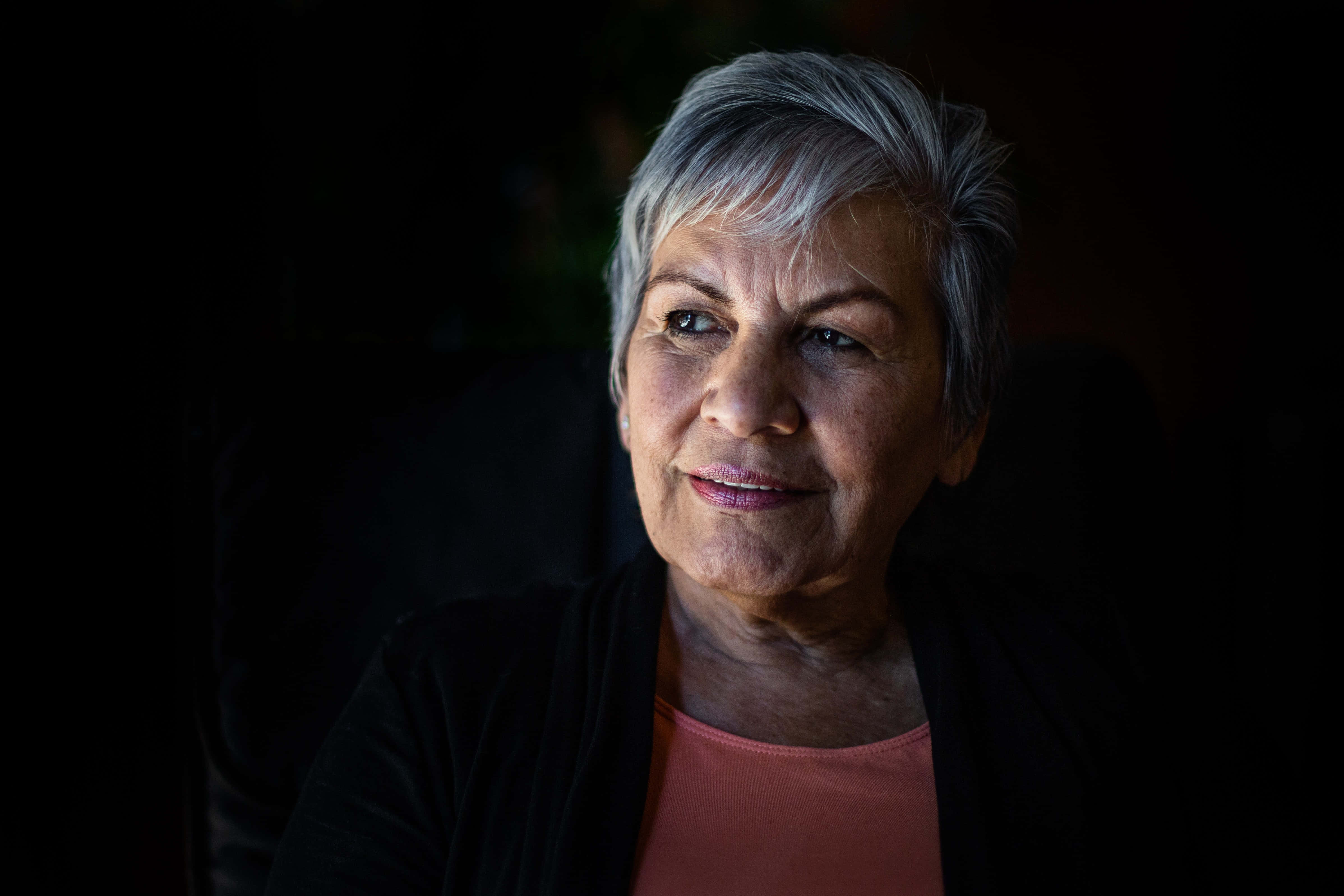Old Lady, gray hair, gentle smile, 4K Desktop Wallpaper