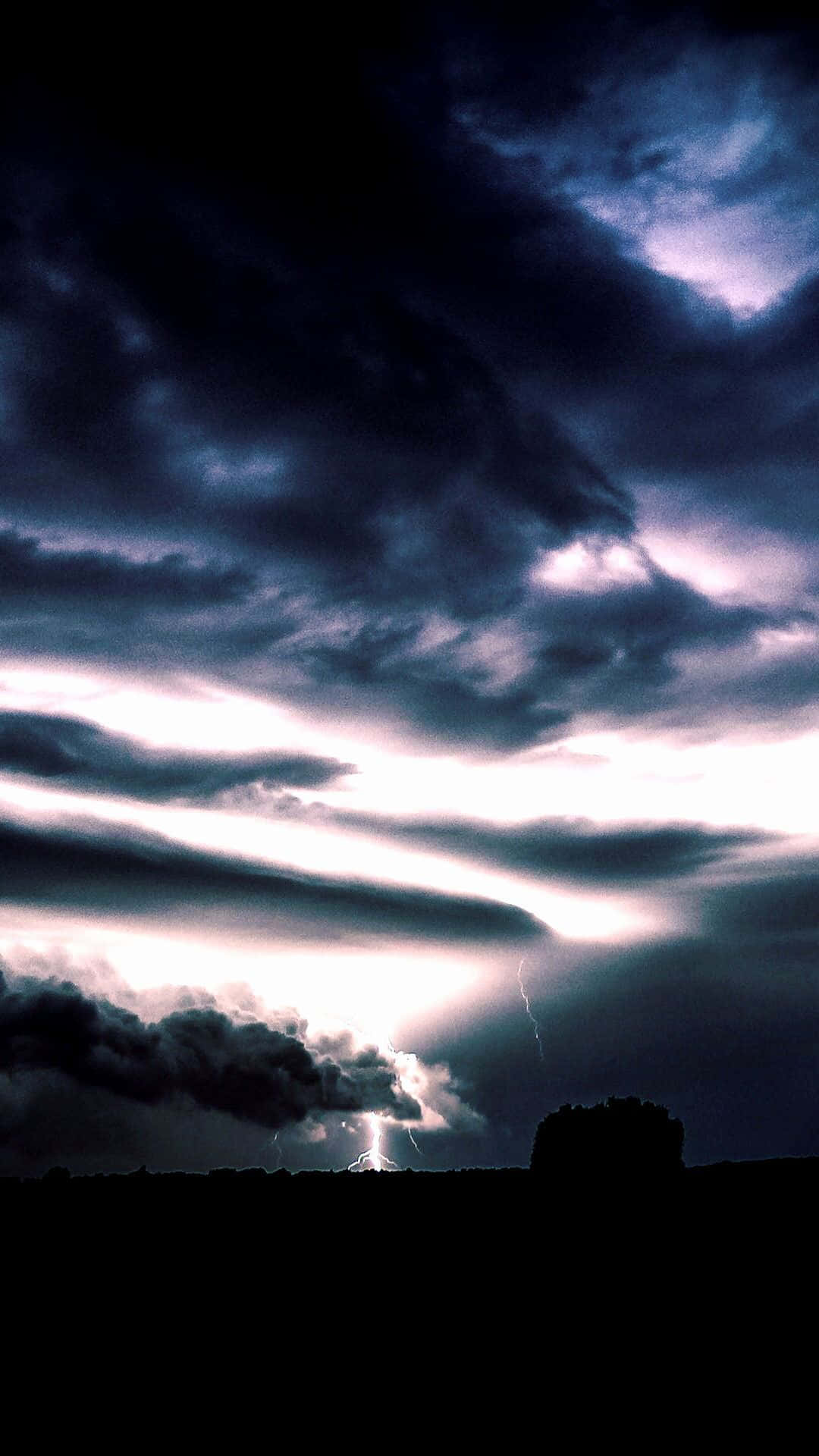 Elegant iPhone, storm sky, vivid lightning bolts, Full HD Phone Wallpaper
