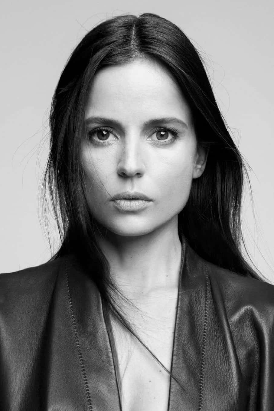Elena Anaya, black and white portrait, long dark hair, HD Phone Wallpaper