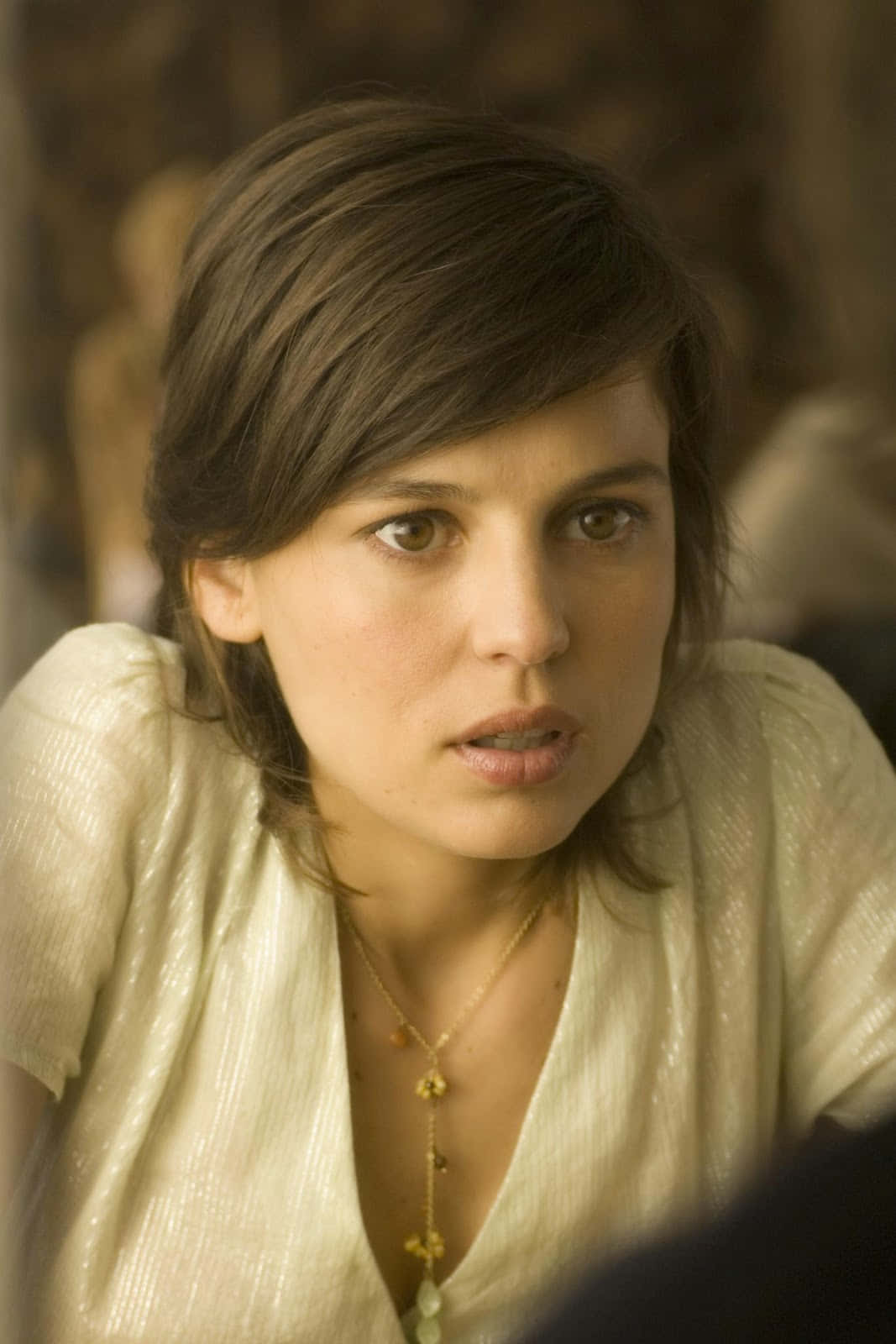 Elena Anaya, brown hair, cream-colored textured top, HD Phone Wallpaper