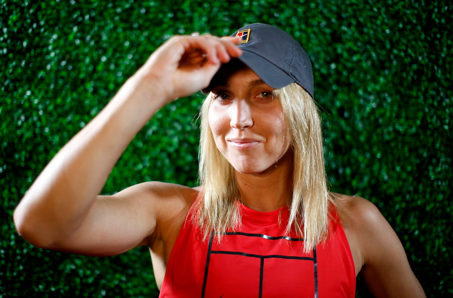 Elena Vesnina, red athletic top, black cap, HD Desktop Wallpaper