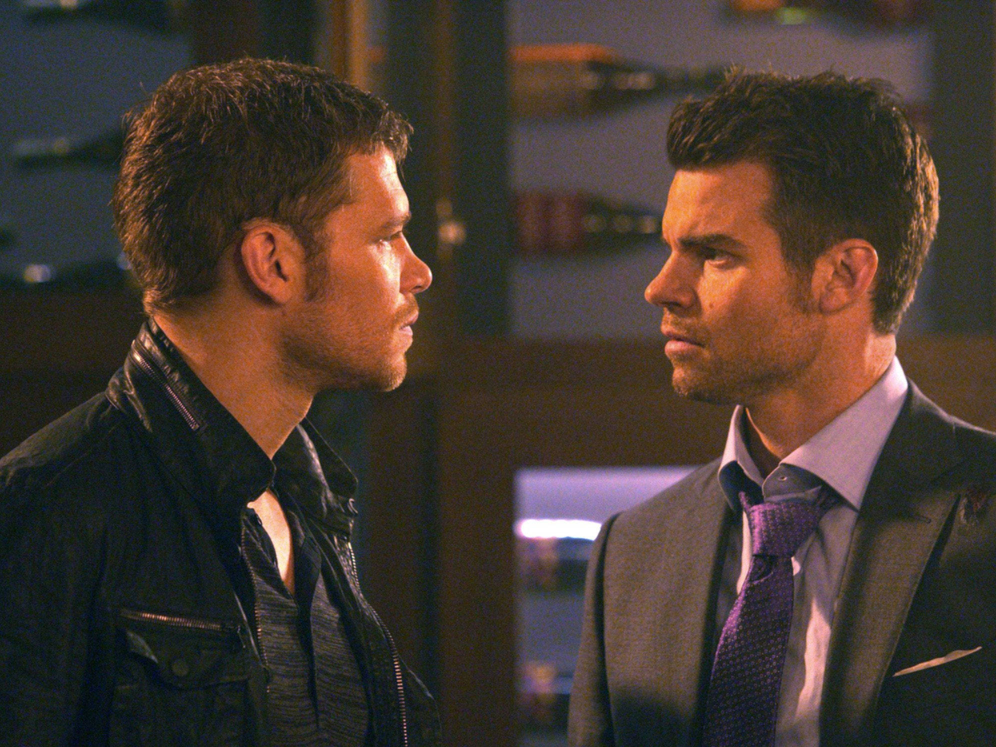 Elijah Mikaelson, dimly lit room, leather outfit, Full HD Desktop Wallpaper
