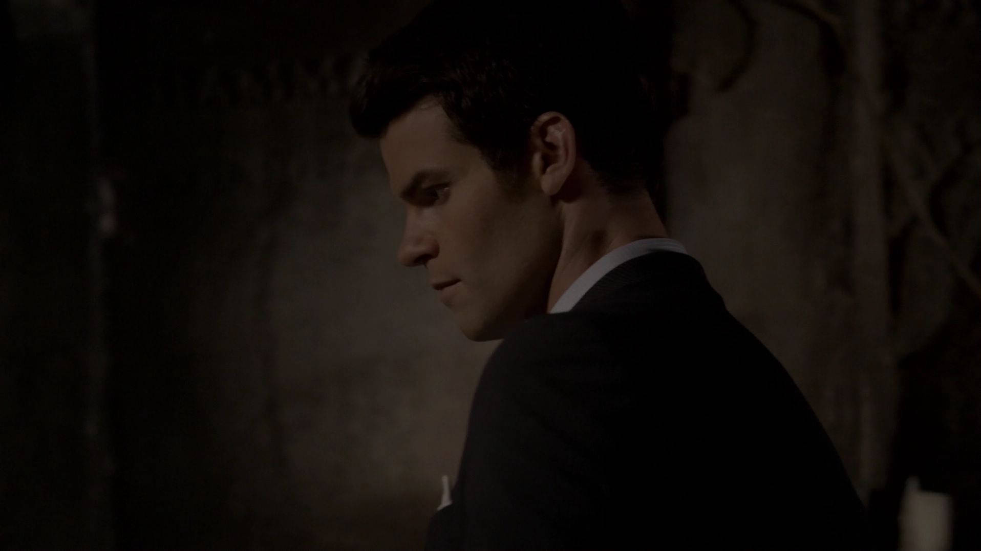 Dark Elijah Mikaelson, dark suit, shadowed dimness, HD Desktop Wallpaper