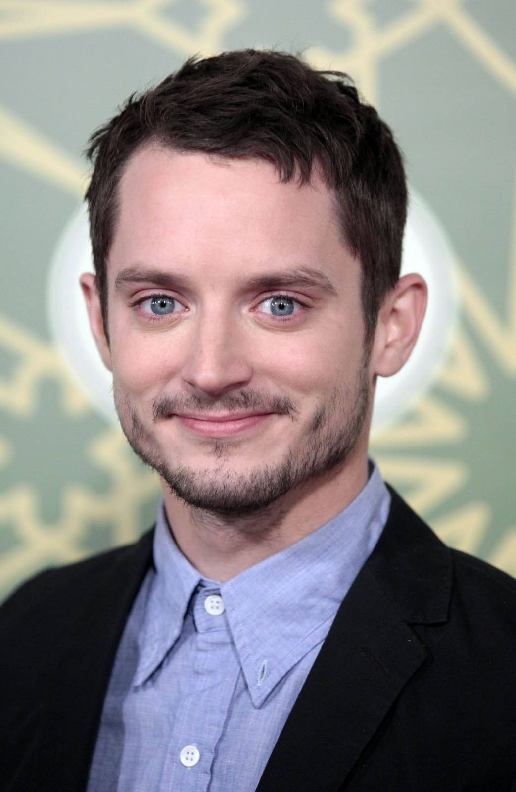 Elijah Wood, blue eyes, black blazer, HD Phone Wallpaper