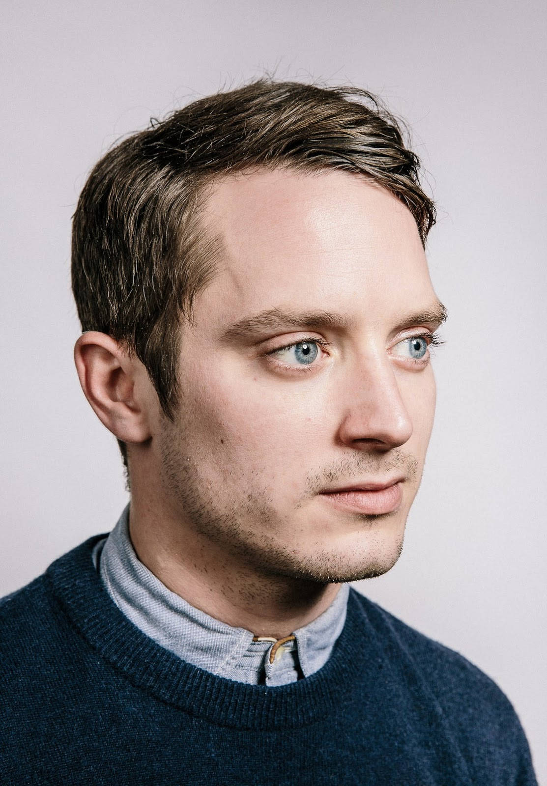 Elijah Wood, blue eyes, short brown hair, HD Phone Wallpaper