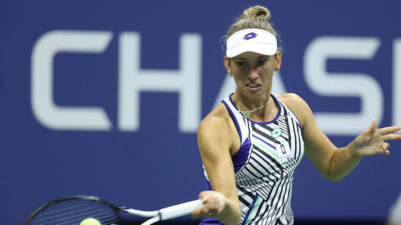 Elise Mertens, forehand tennis shot, striped outfit, HD Desktop Wallpaper
