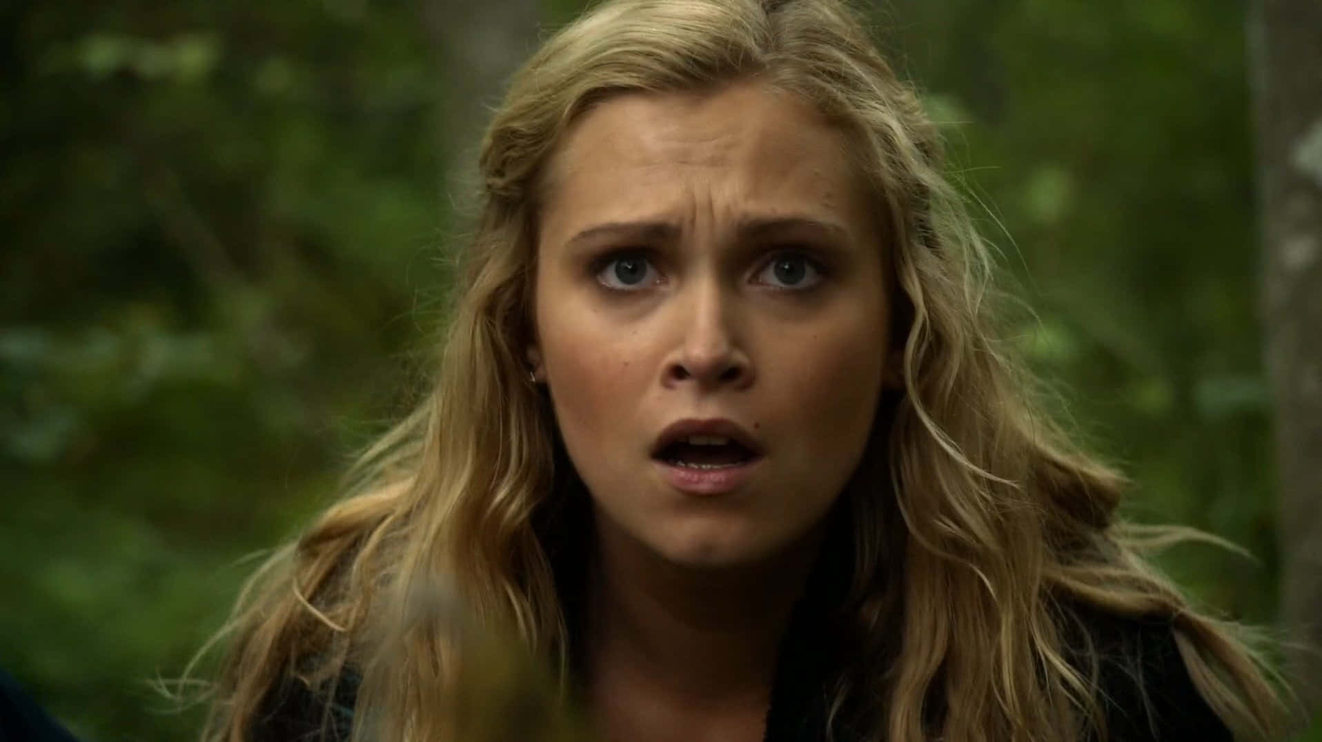 Eliza Taylor, blonde hair, blurred green forest, HD Desktop Wallpaper