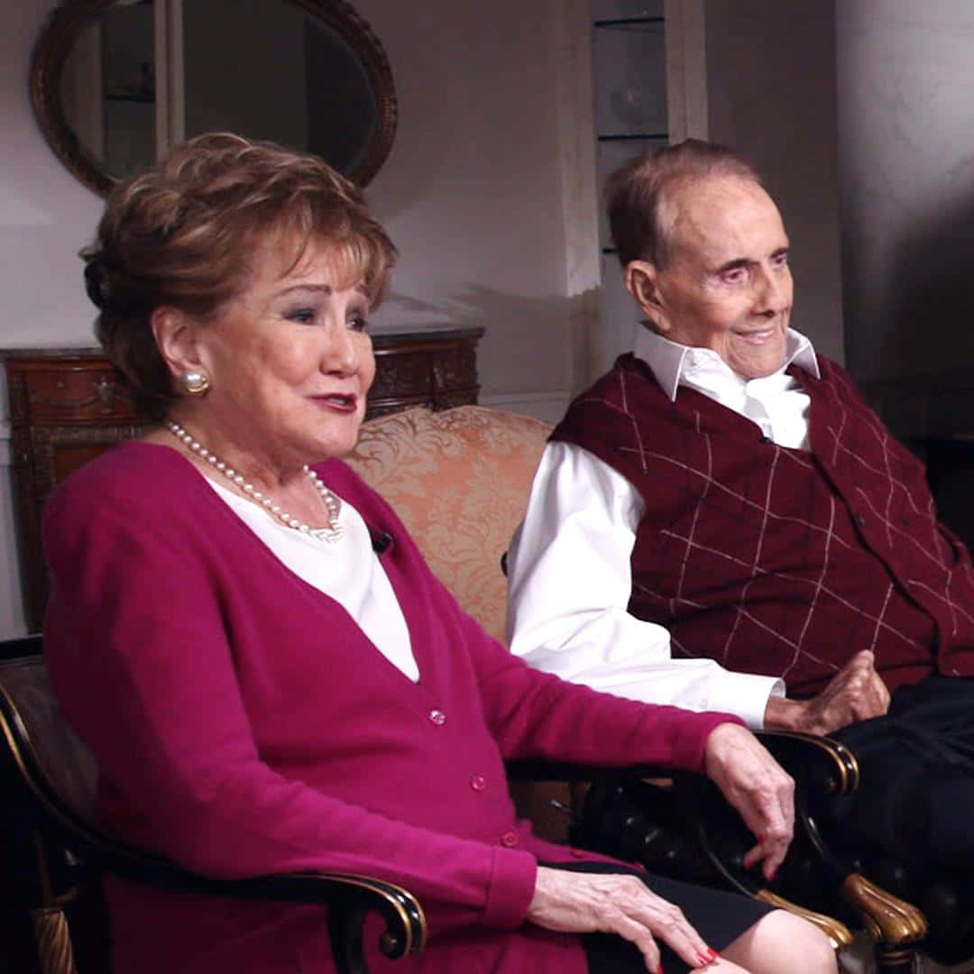 Elizabeth Dole, house interview, ornate chairs, SD Desktop Wallpaper