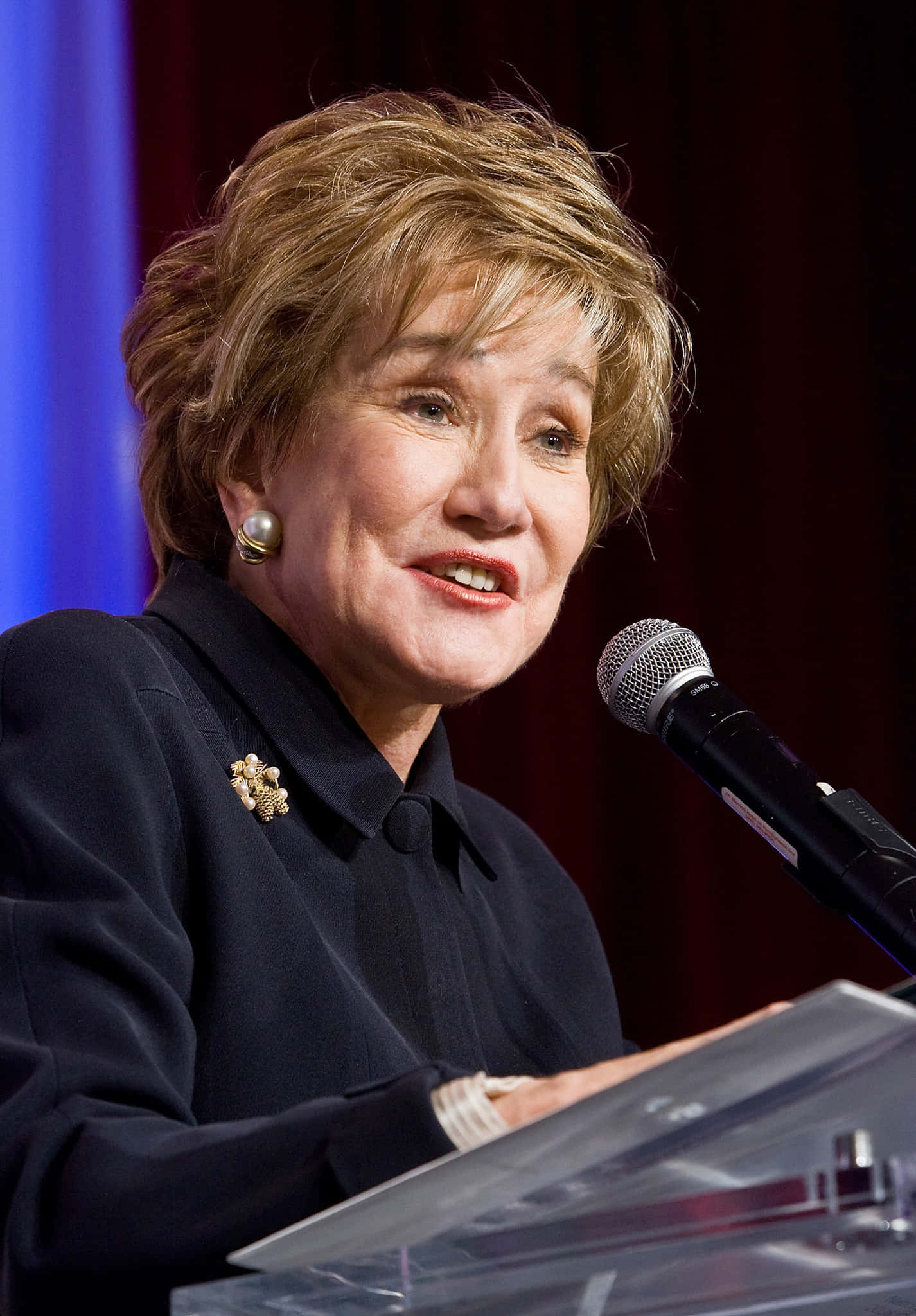 Elizabeth Dole, blue and red curtain backdrop, podium, Full HD Phone Wallpaper