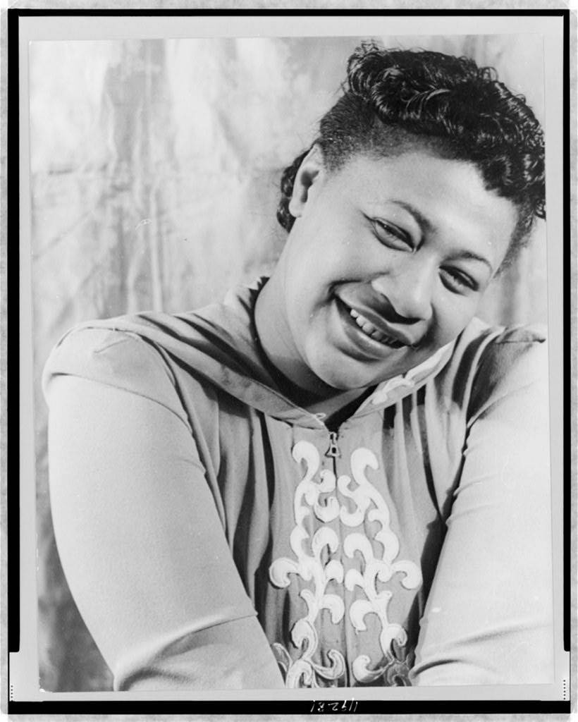 Ella Fitzgerald, patterned top, textured backdrop, SD Phone Wallpaper