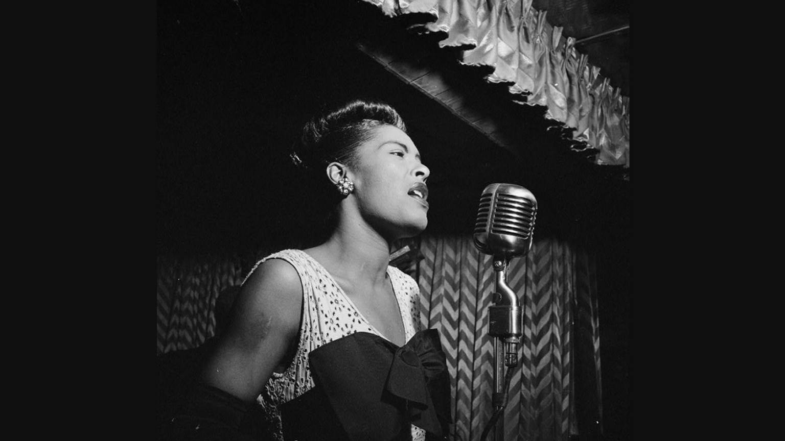 Ella Fitzgerald, vintage black and white photo, classic microphone, HD Desktop Wallpaper