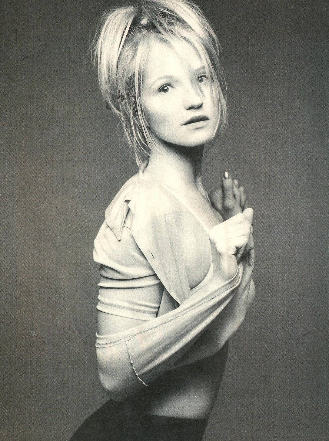 Ellen Barkin, black and white, tousled hair, HD Phone Wallpaper