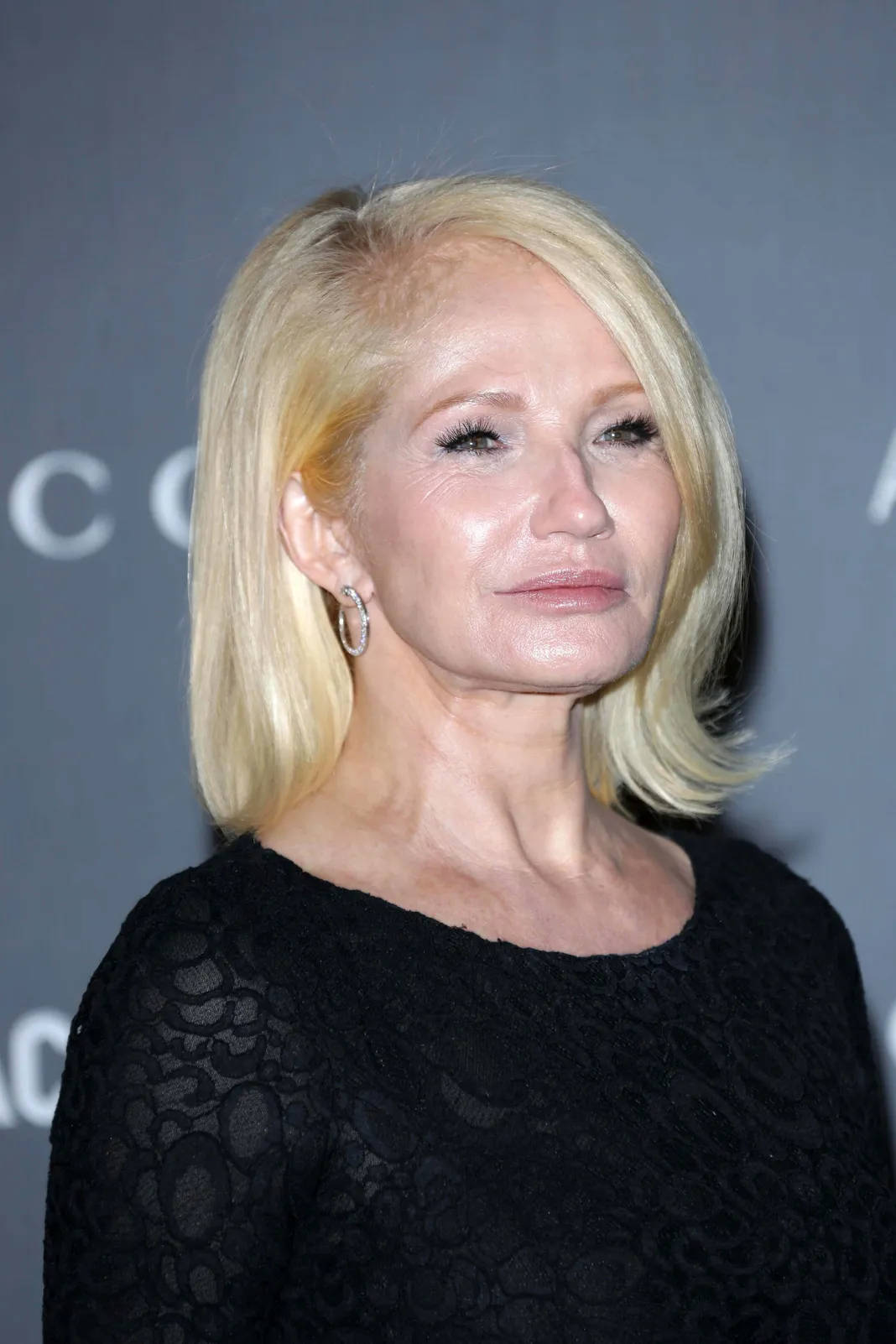 Ellen Barkin, blonde bob hair, silver hoop earrings, HD Phone Wallpaper