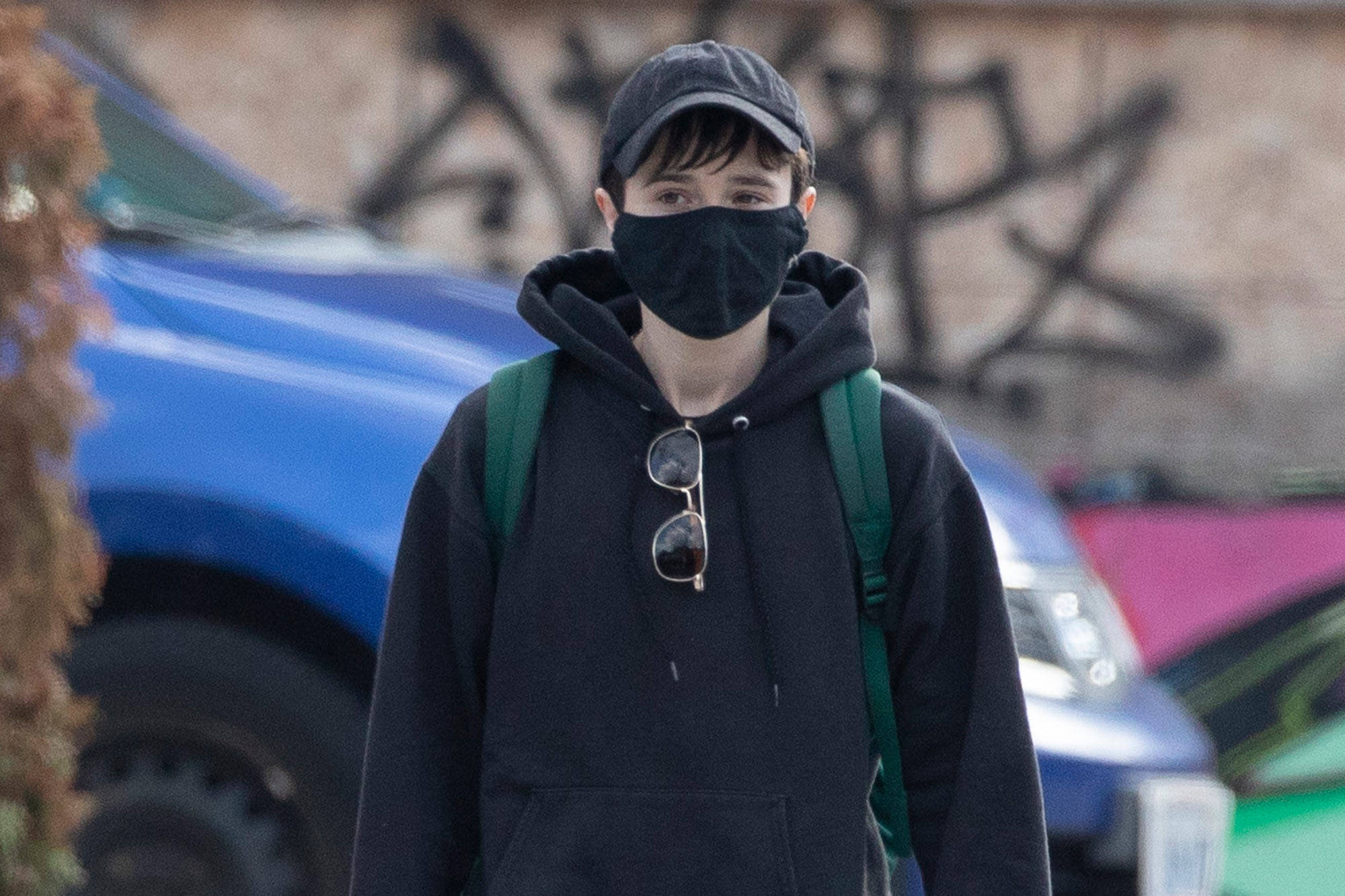 Elliot Page, black hoodie, face mask, Full HD Desktop Wallpaper