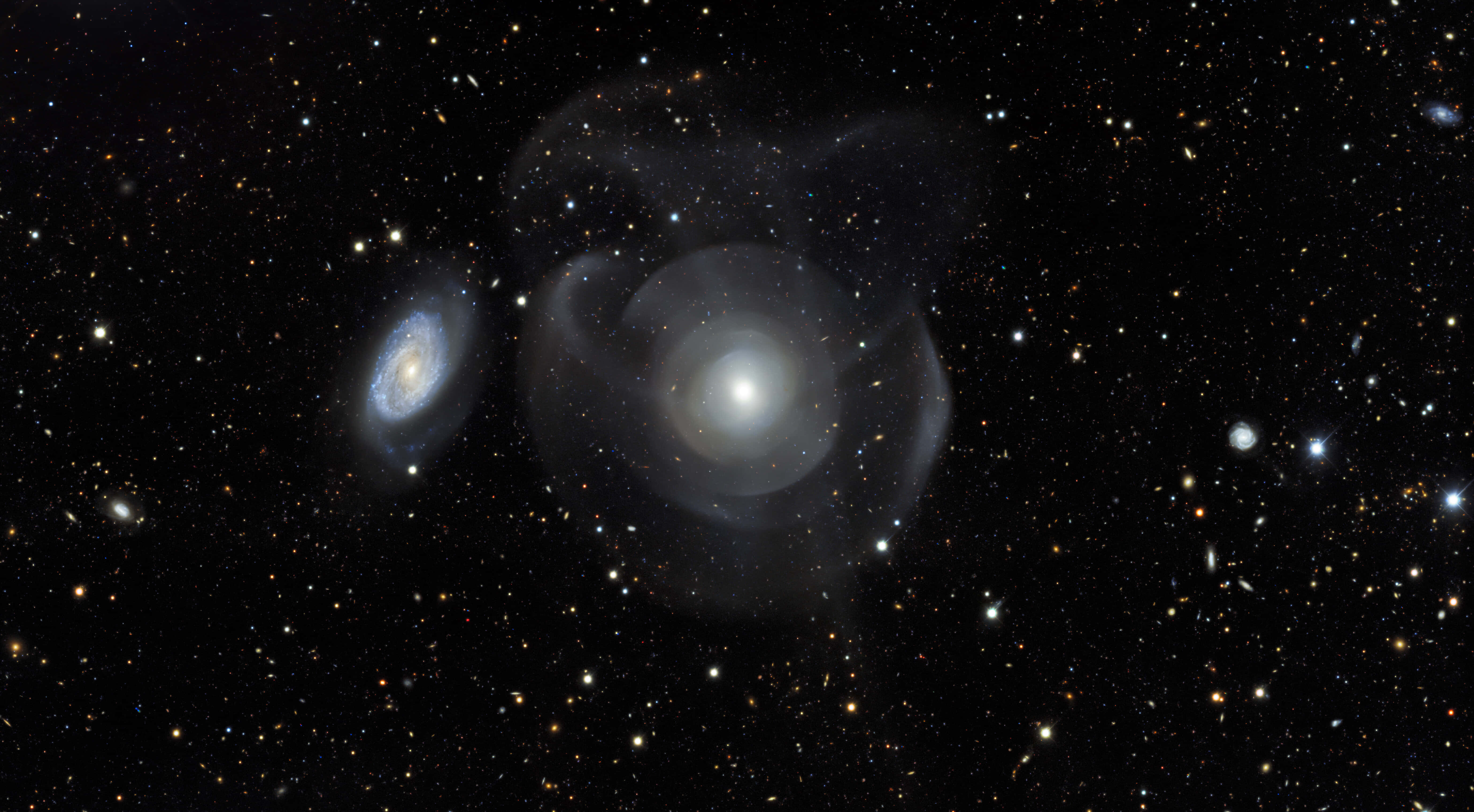 Elliptical Galaxy, 5513 x 3038, galaxies, 5K Desktop Wallpaper
