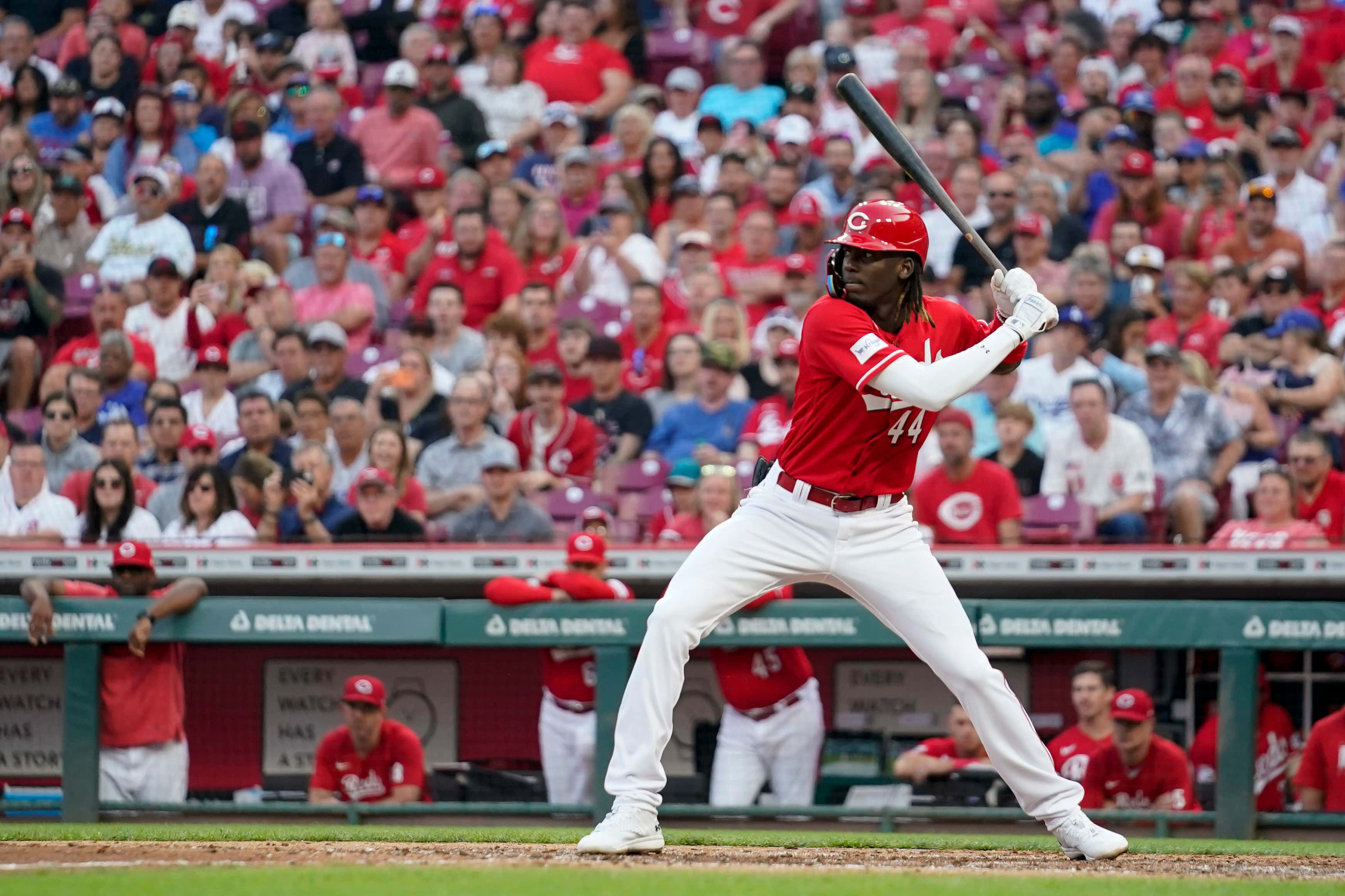 Elly De La Cruz, red uniform, baseball player, 2K Desktop Wallpaper