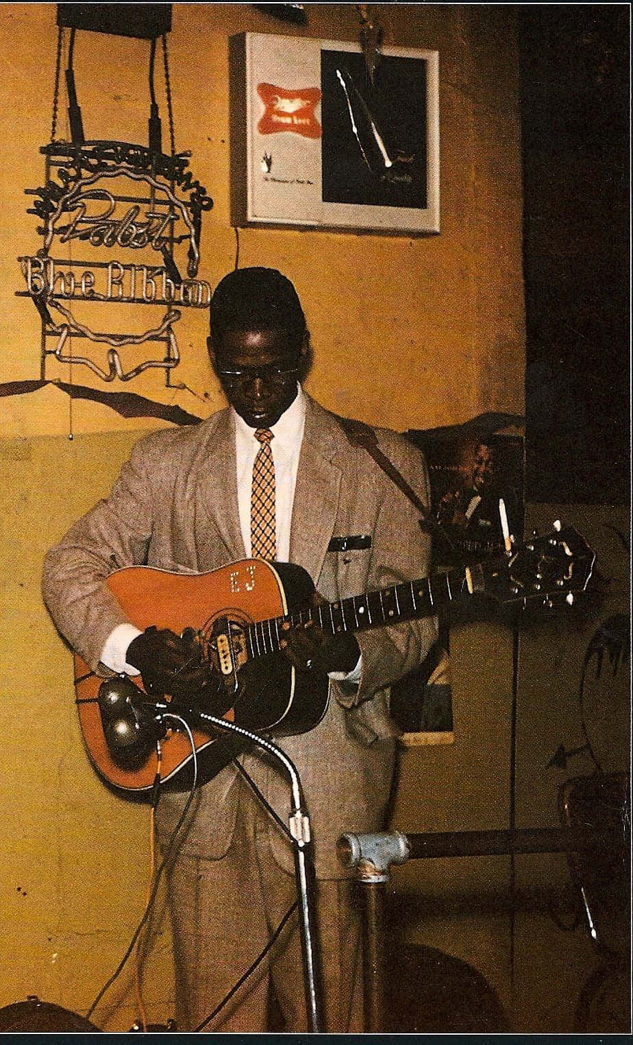 Elmore James, acoustic guitar, warm stage lights, HD Phone Wallpaper