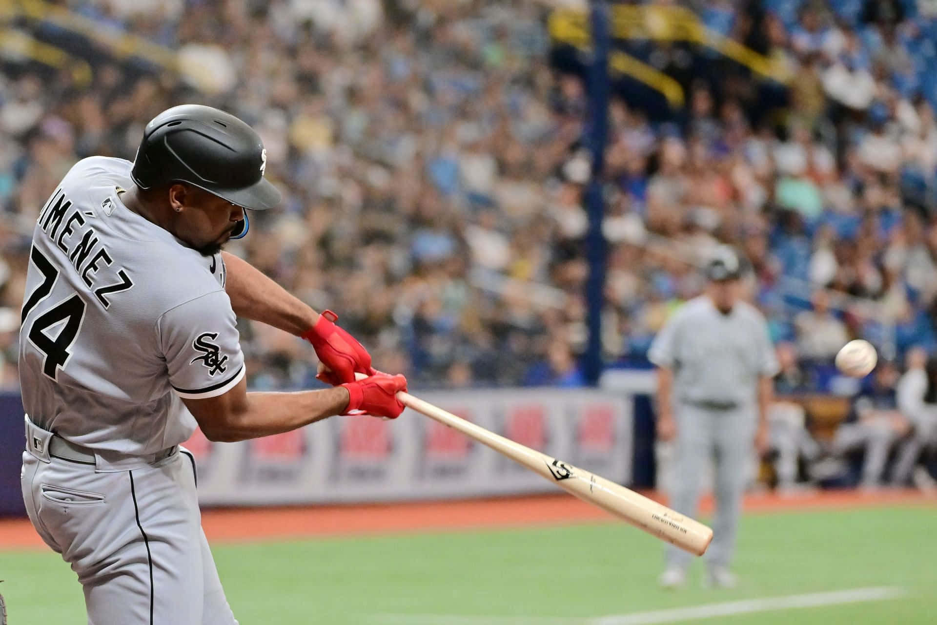 Eloy Jimenez, gray uniform, bat, Full HD Desktop Wallpaper