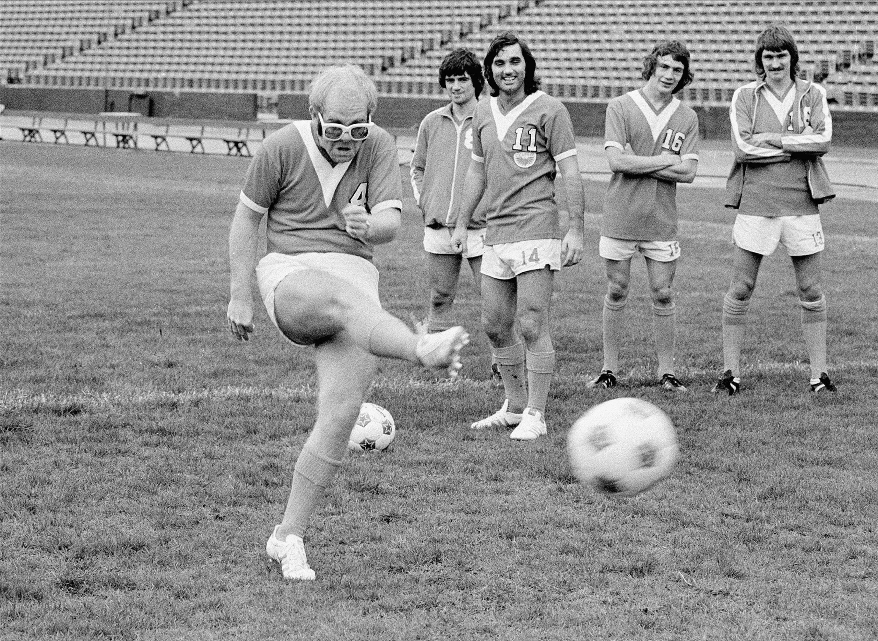Elton John, soccer game, grayscale, 2K Desktop Wallpaper