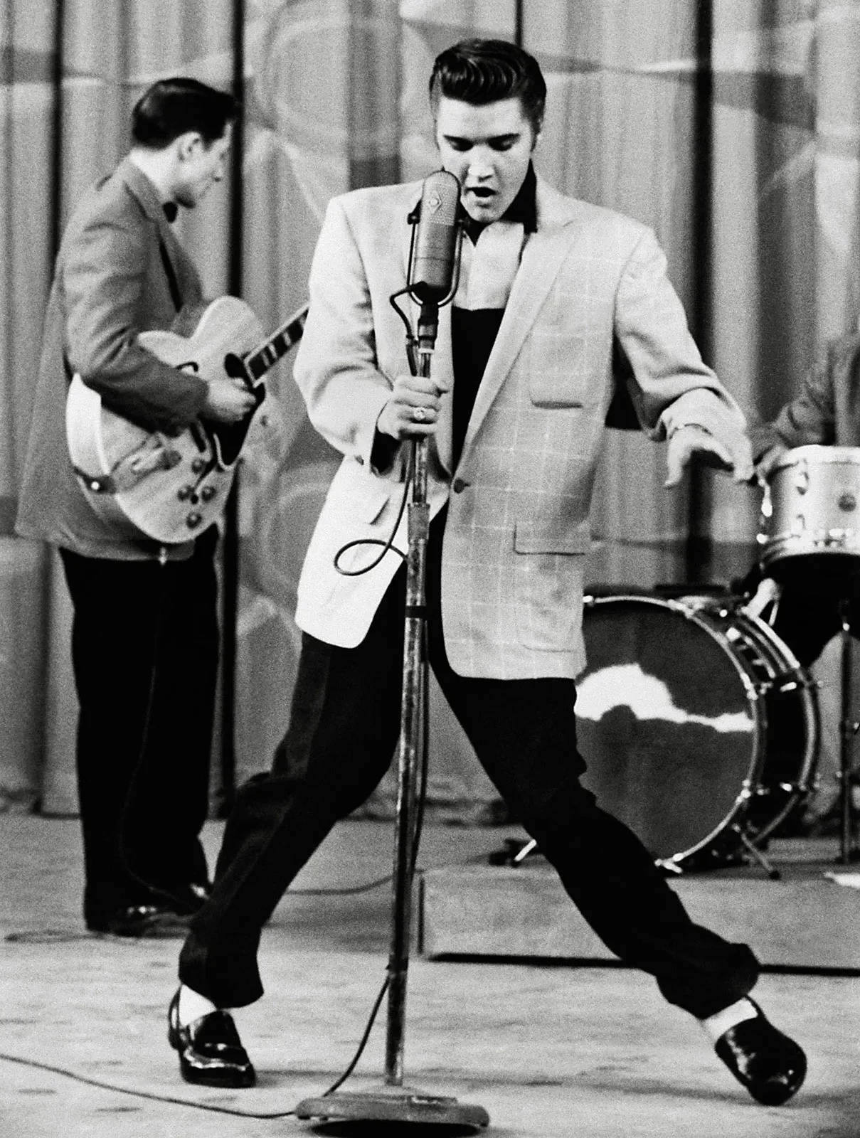 Elvis Presley, checkered suit, microphone, HD Phone Wallpaper