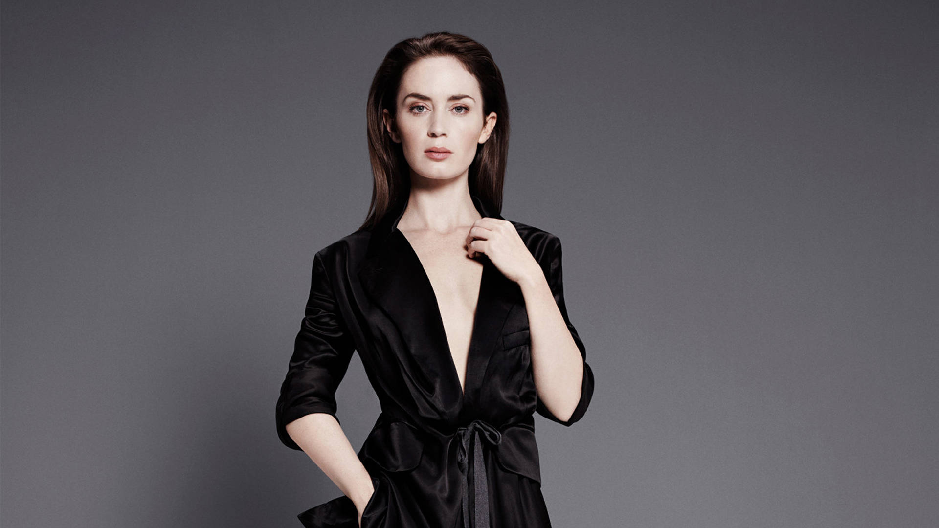 Emily Blunt, plunge dress, sleek black velvet robe, Full HD Desktop Wallpaper