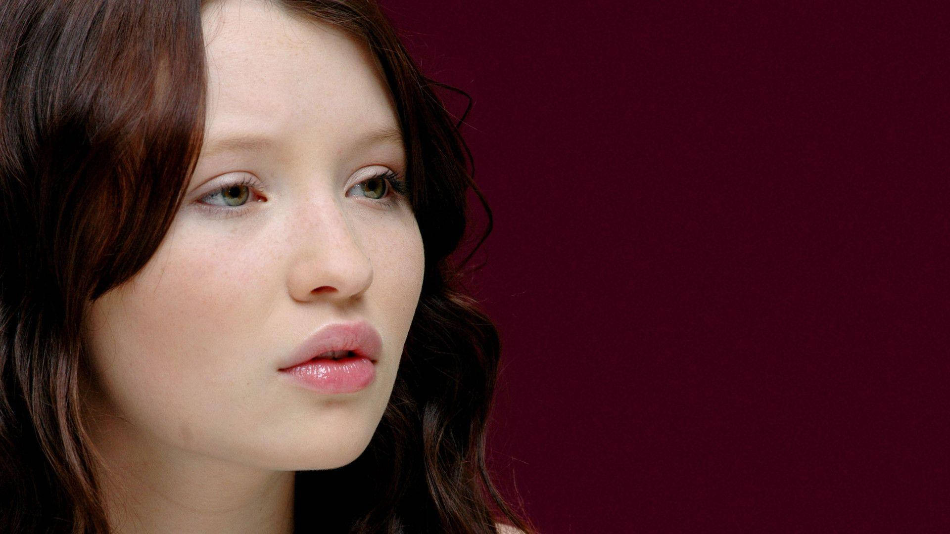 Emily Browning, Australian Actress, freckles, Full HD Desktop Wallpaper
