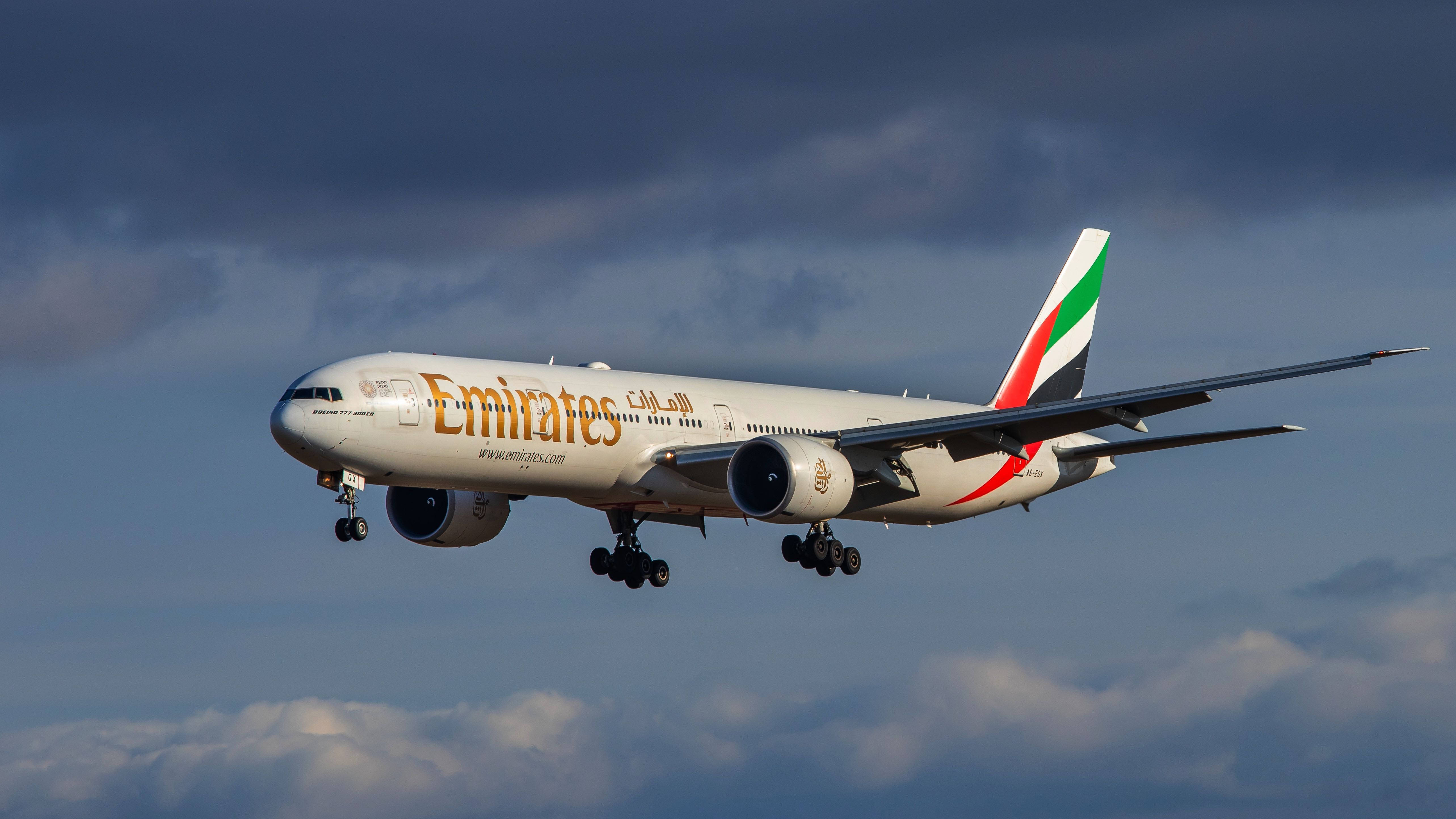 Emirates, Airliner, Google Flights, 5K Desktop Wallpaper