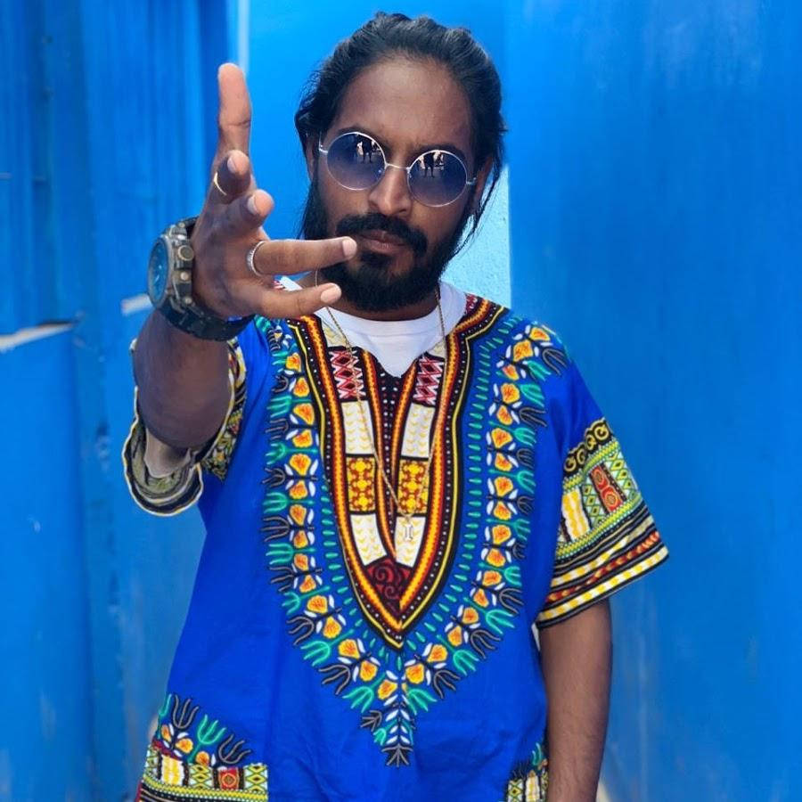 Emiway Bantai, blue shirt, vibrant blue patterned dashiki, SD Desktop Wallpaper